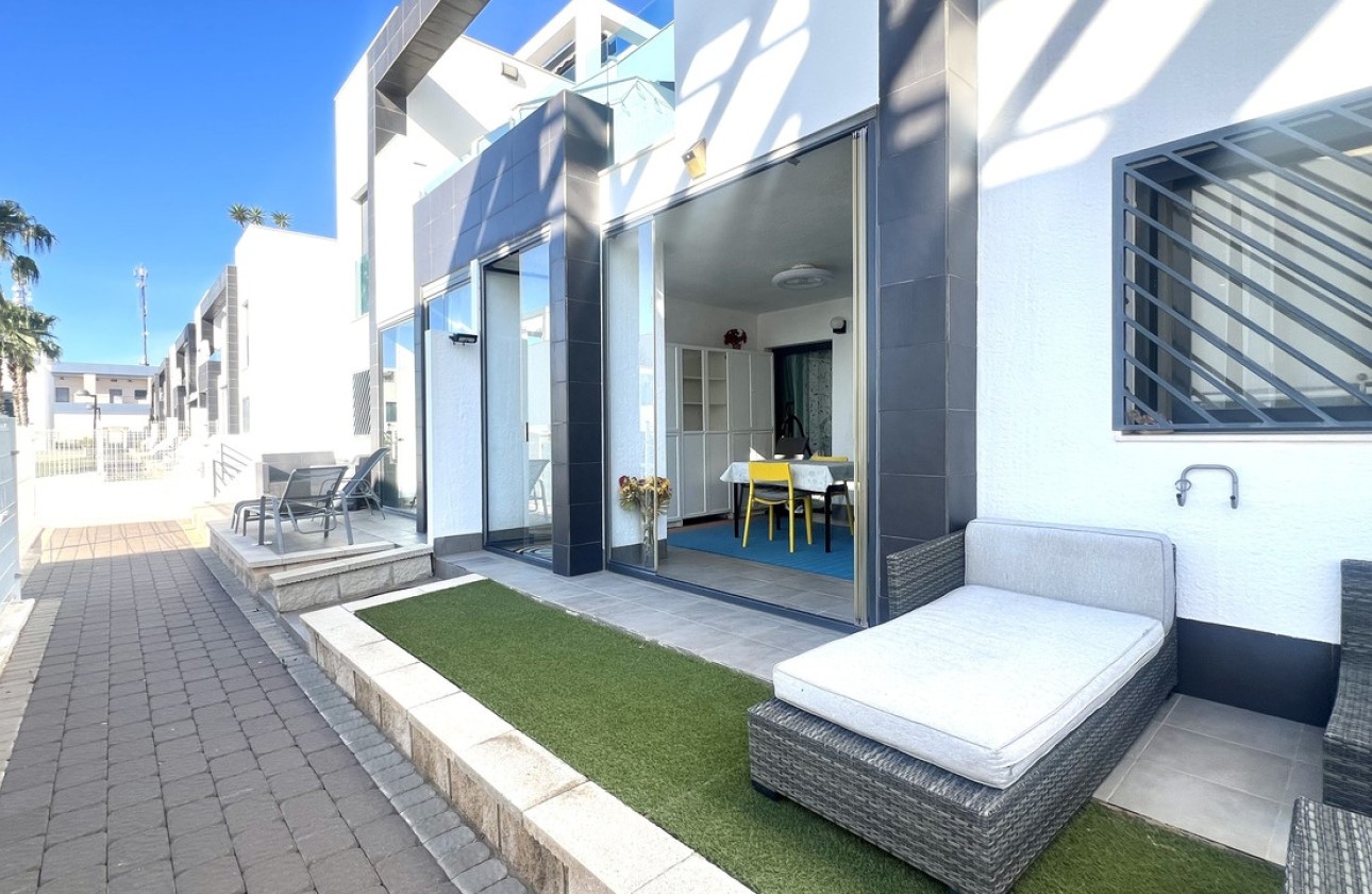 Venta - Apartamento / Piso -
La Zenia - Costa Blanca