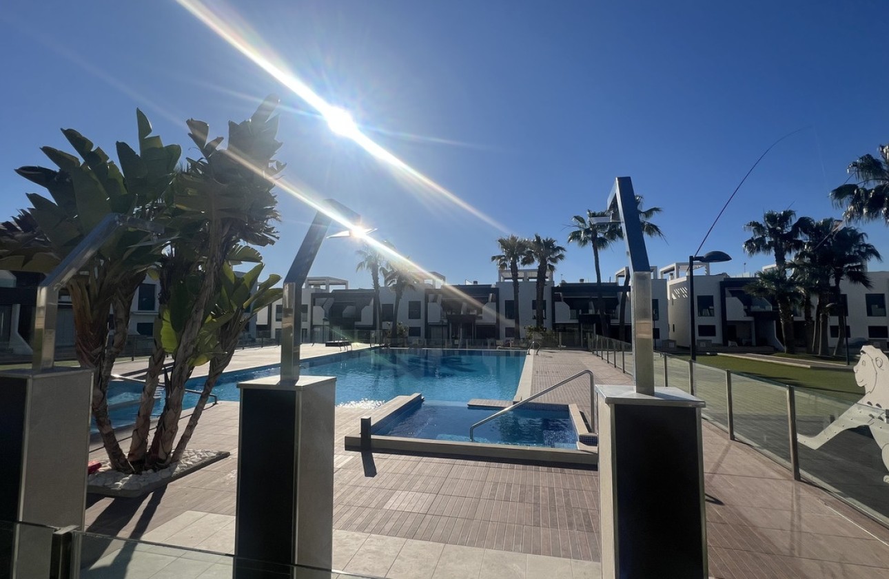 Venta - Apartamento / Piso -
La Zenia - Costa Blanca