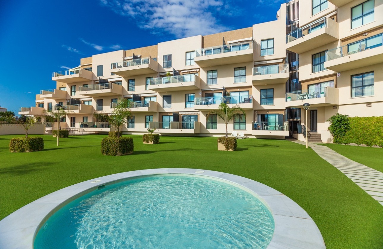 Venta - Apartamento / Piso -
La Zenia