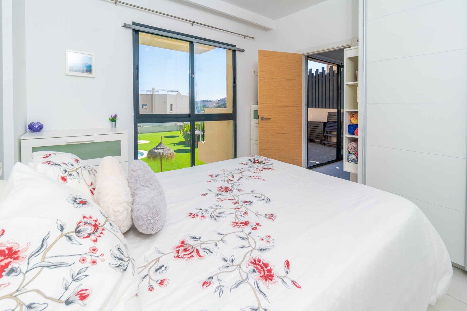 Venta - Apartamento / Piso -
La Zenia