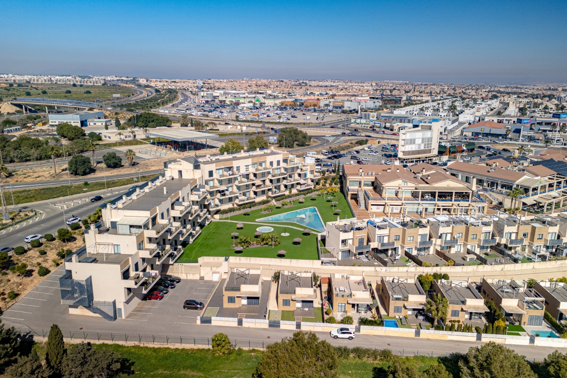 Venta - Apartamento / Piso -
La Zenia