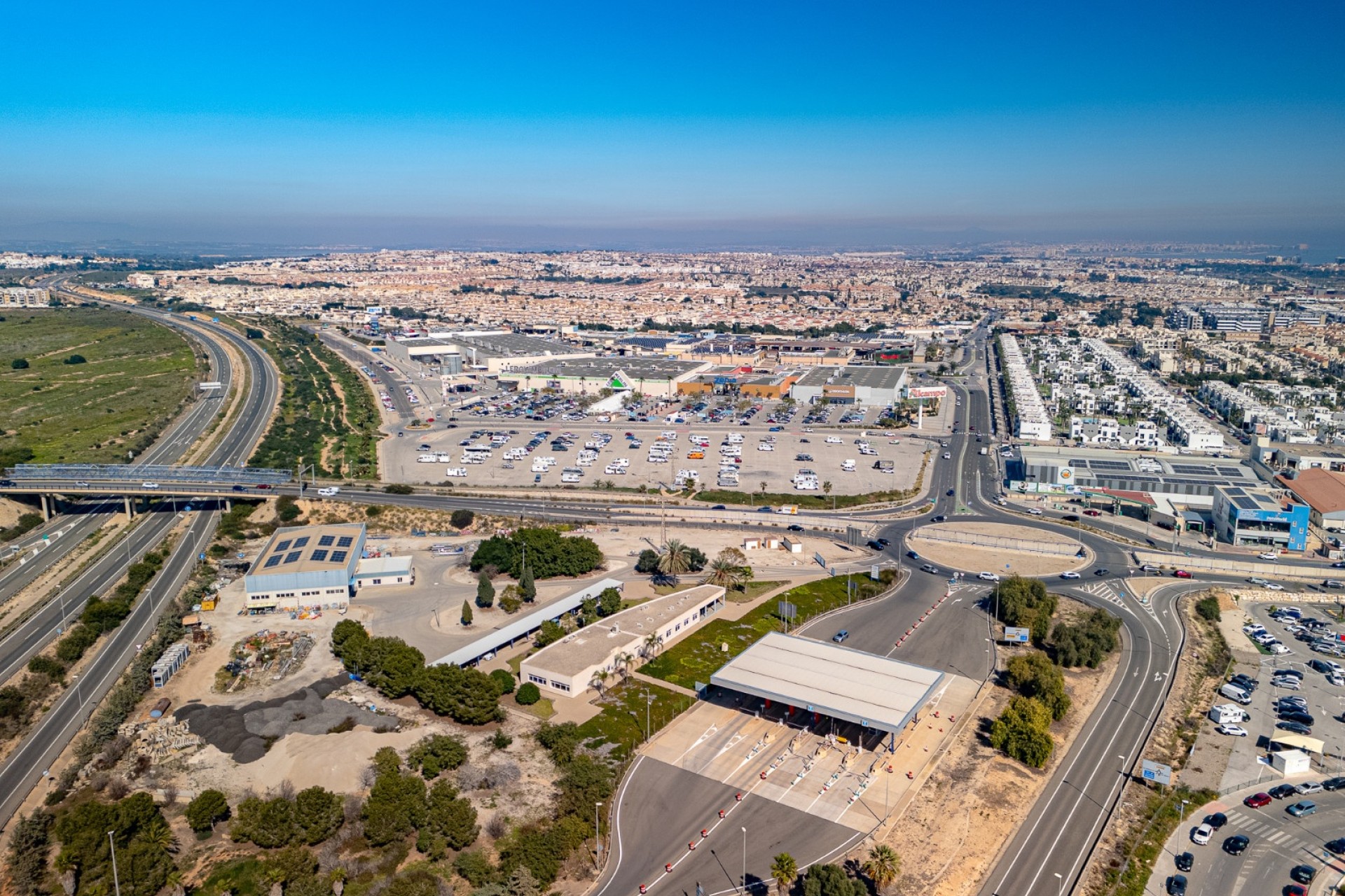 Venta - Apartamento / Piso -
La Zenia