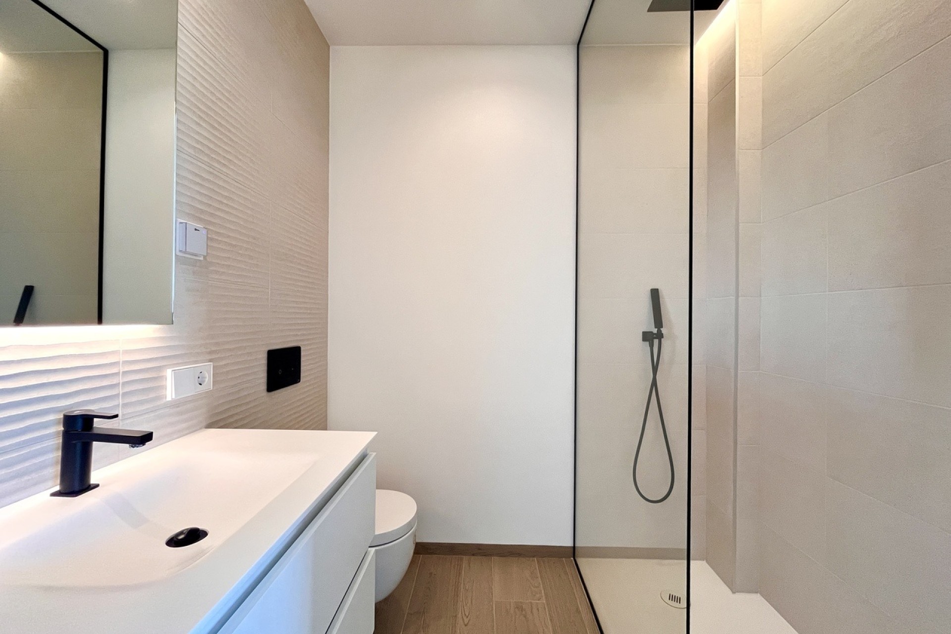Venta - Apartamento / Piso -
Las Colinas - Costa Blanca