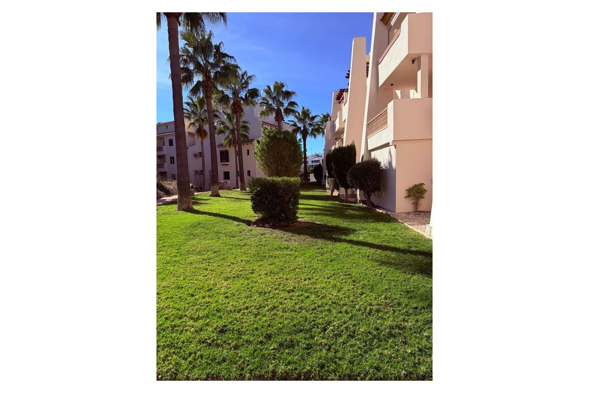 Venta - Apartamento / Piso -
Las Ramblas Golf - Inland
