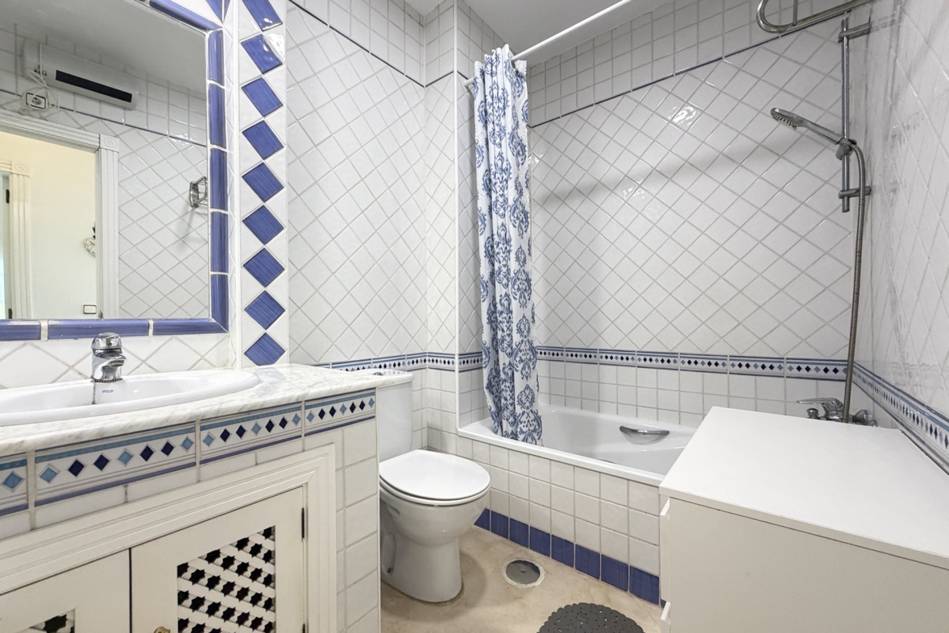Venta - Apartamento / Piso -
Las Ramblas Golf