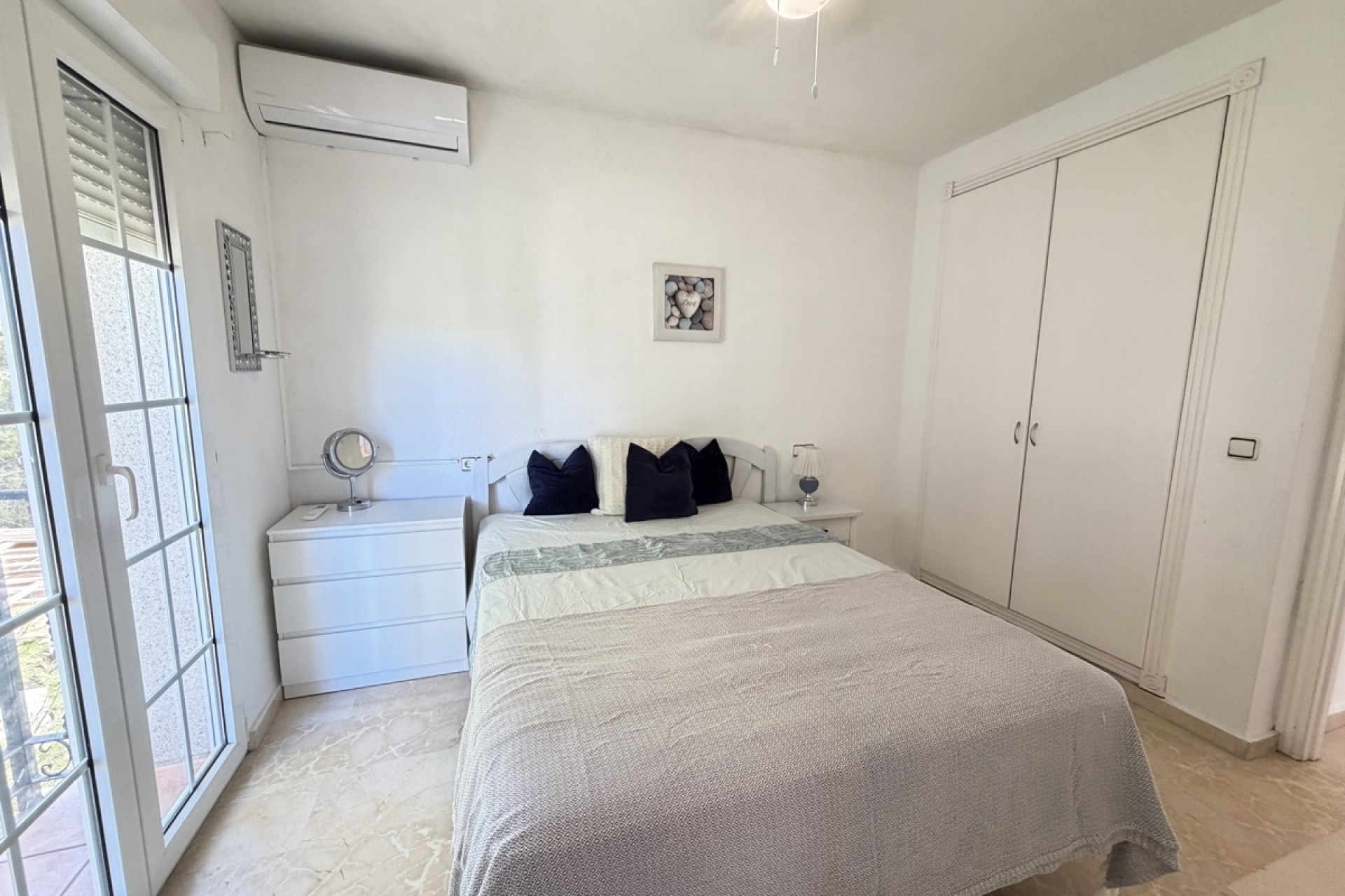 Venta - Apartamento / Piso -
Las Ramblas Golf