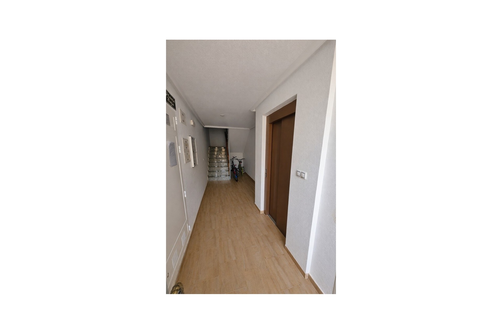 Venta - Apartamento / Piso -
Lomas de Caboroig - Costa Blanca