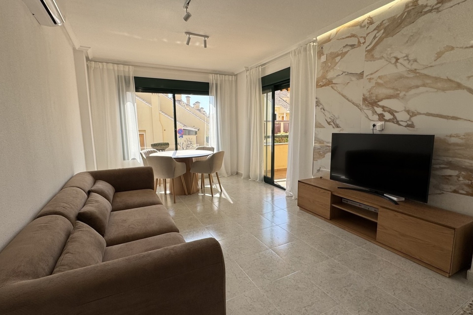 Venta - Apartamento / Piso -
Lomas de Campoamor - Costa Blanca