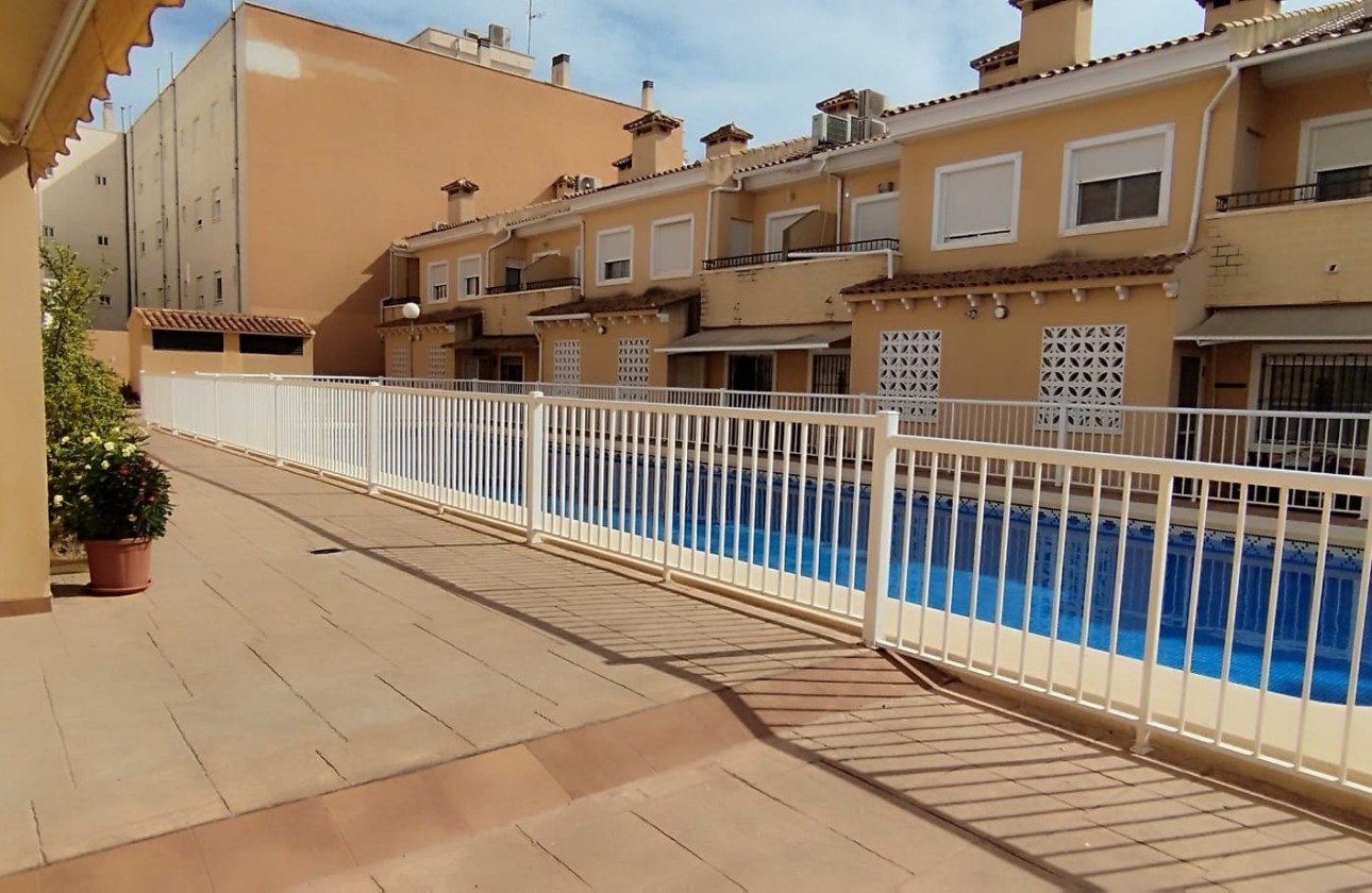 Venta - Apartamento / Piso -
Los Alcazares - Los Narejos