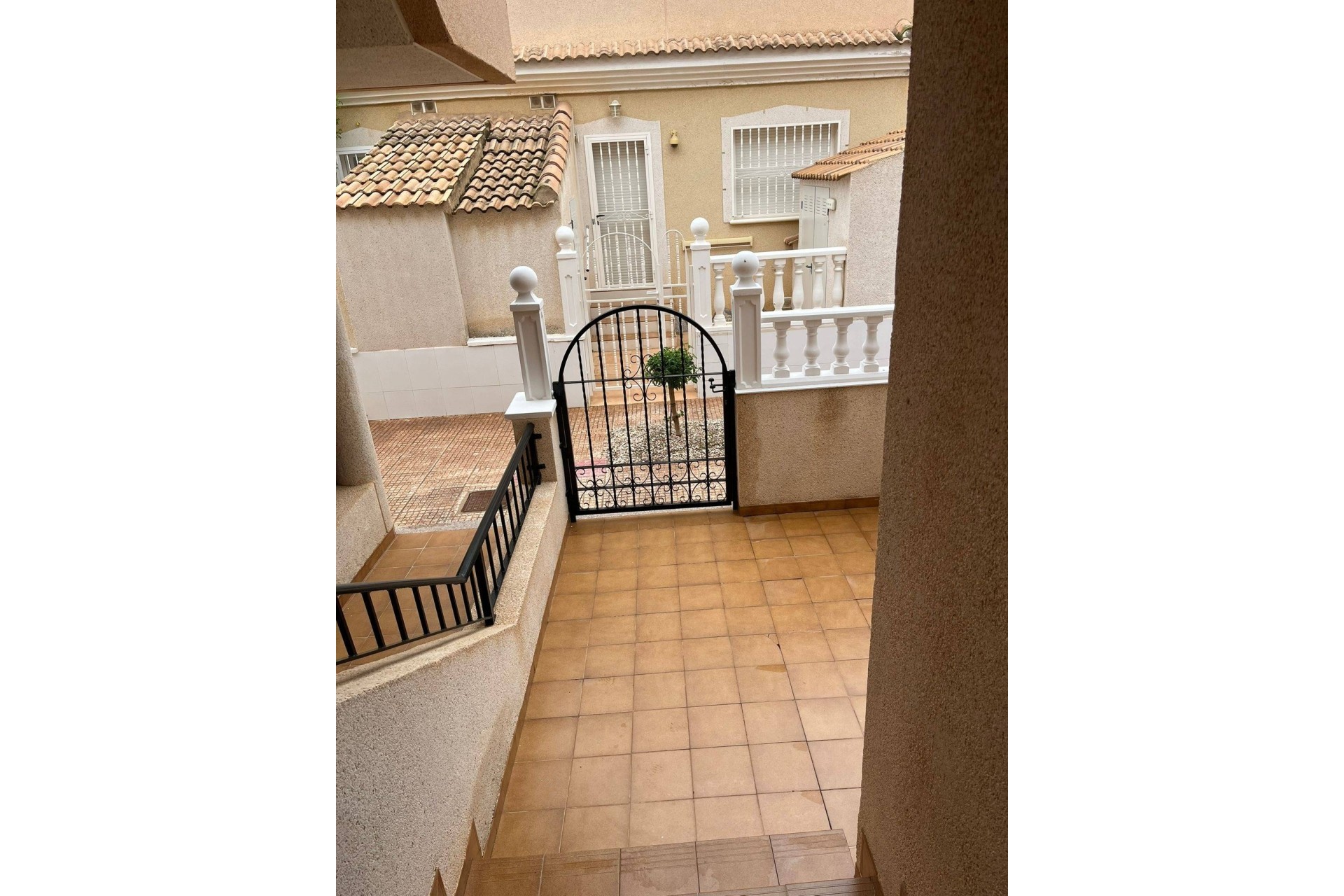 Venta - Apartamento / Piso -
Los Alcazares