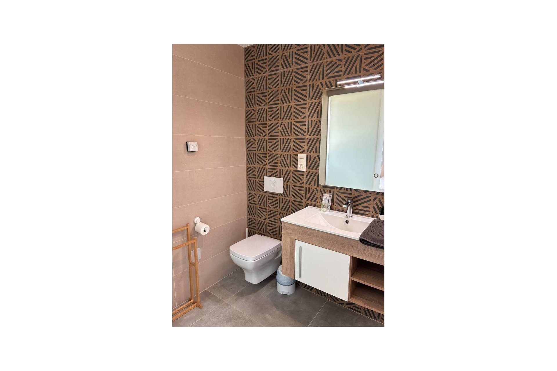 Venta - Apartamento / Piso -
Los Almendros (Orihuela-Costa) - Costa Blanca