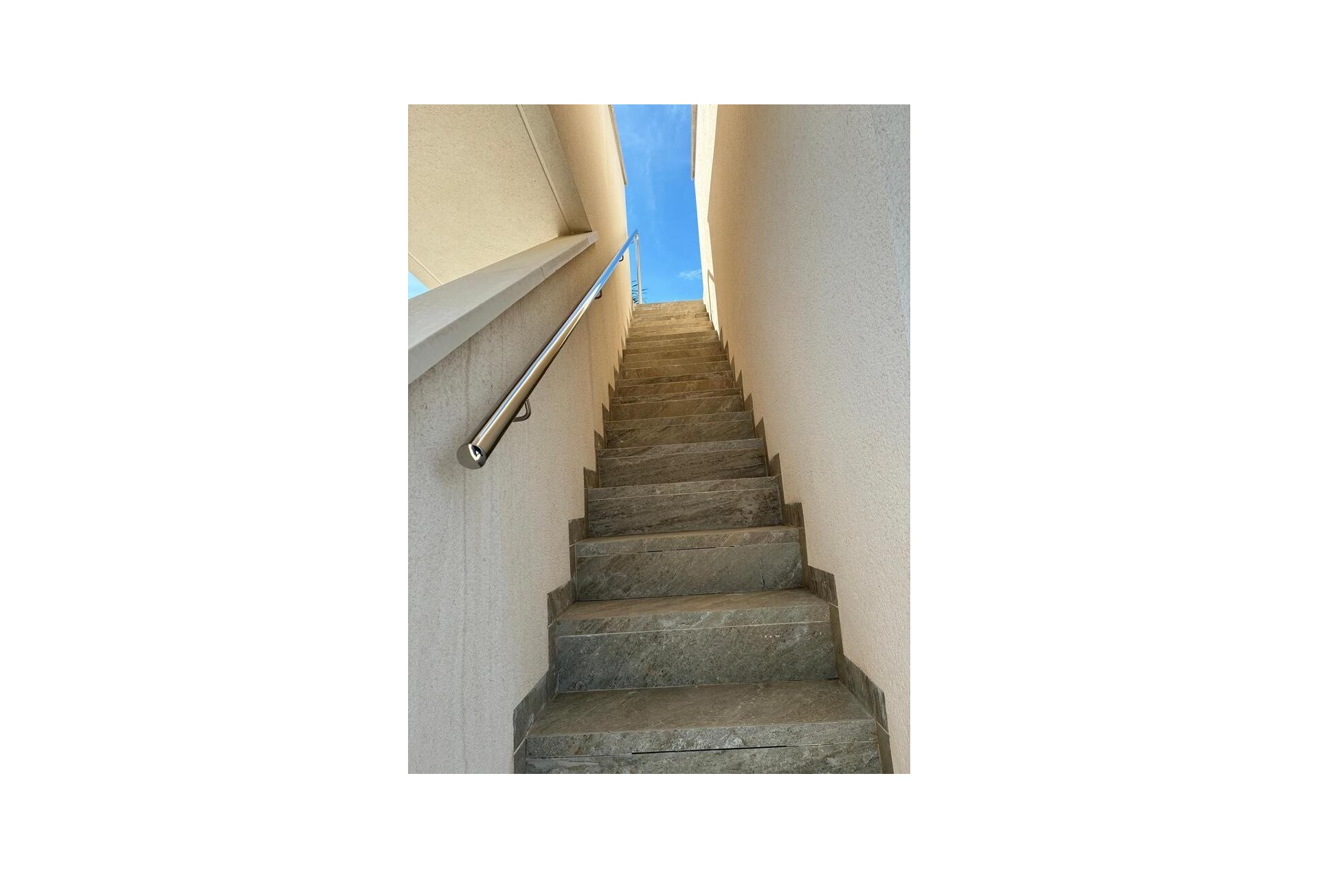 Venta - Apartamento / Piso -
Los Almendros (Orihuela-Costa) - La Florida