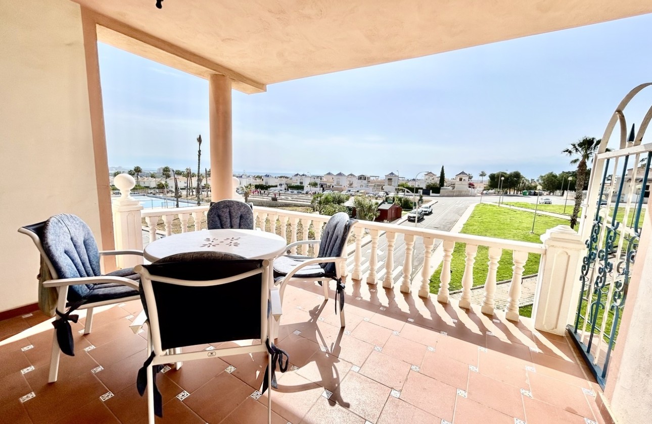 Venta - Apartamento / Piso -
Los Altos - Costa Blanca