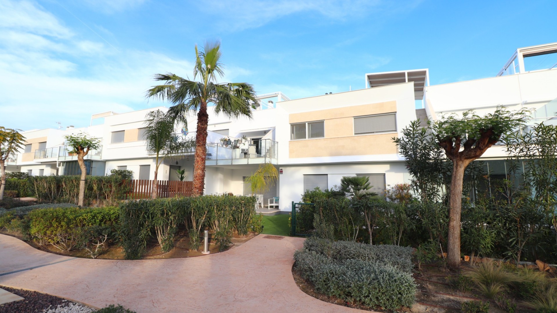 Venta - Apartamento piso -
Los Montesinos - Entre Naranjos / Vistabella Golf