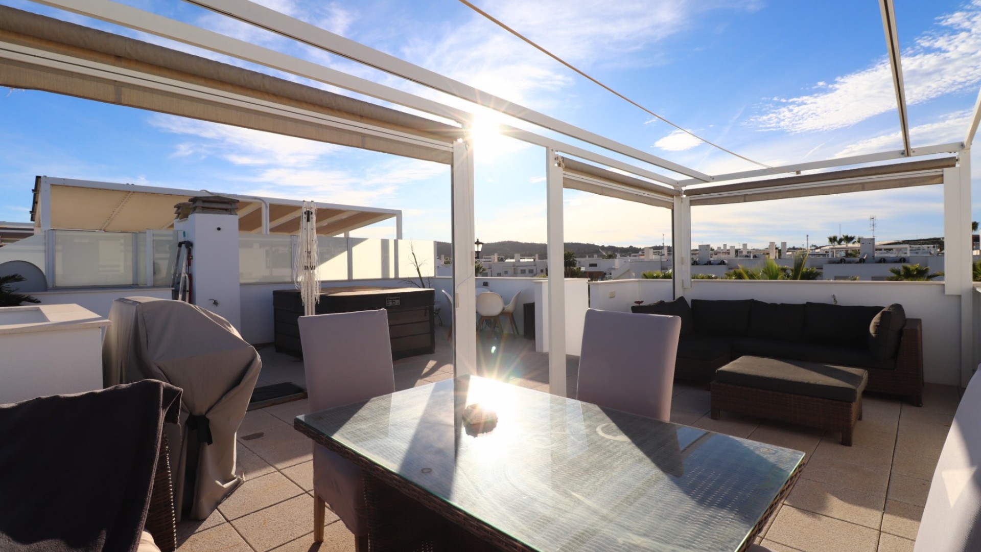 Venta - Apartamento piso -
Los Montesinos - Entre Naranjos / Vistabella Golf