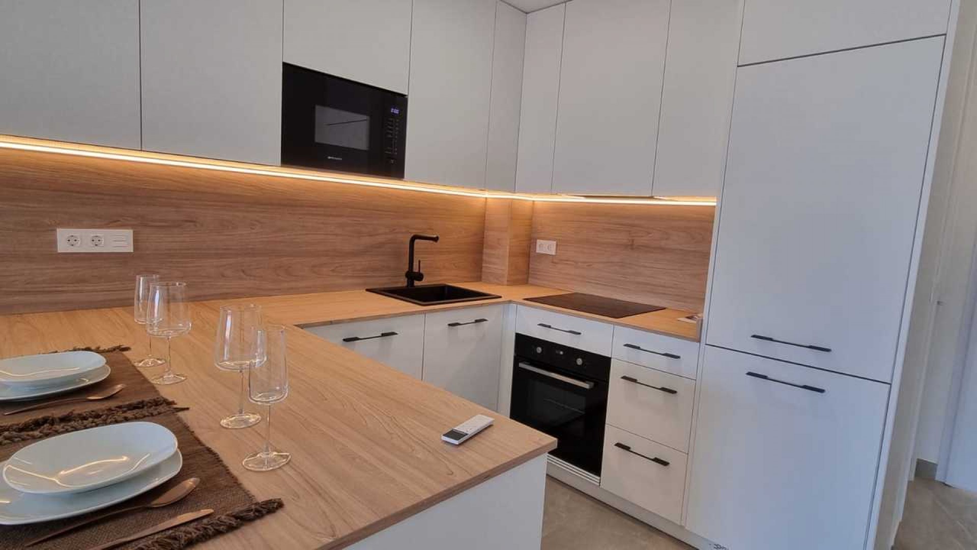 Venta - Apartamento piso -
Los Montesinos - Montesinos