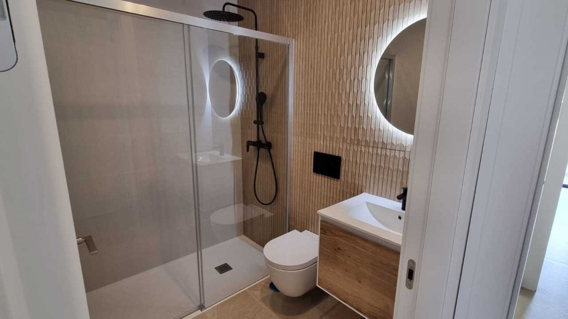 Venta - Apartamento piso -
Los Montesinos - Montesinos