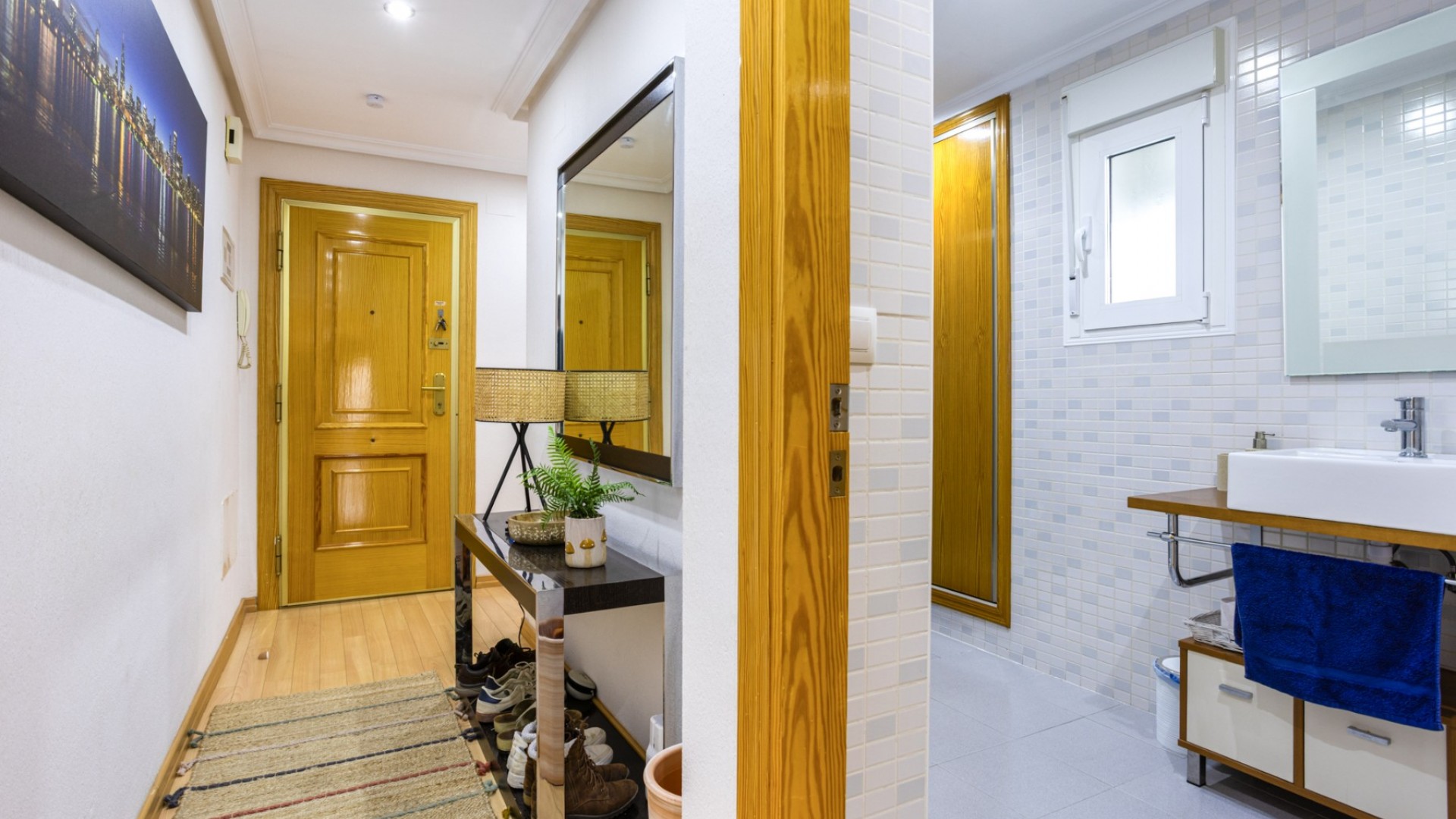 Venta - Apartamento piso -
Los Montesinos