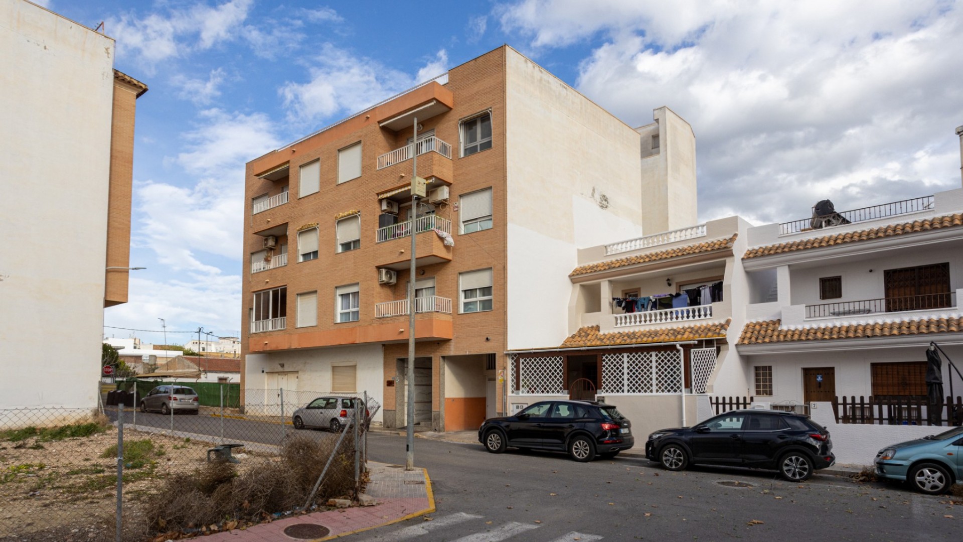 Venta - Apartamento piso -
Los Montesinos