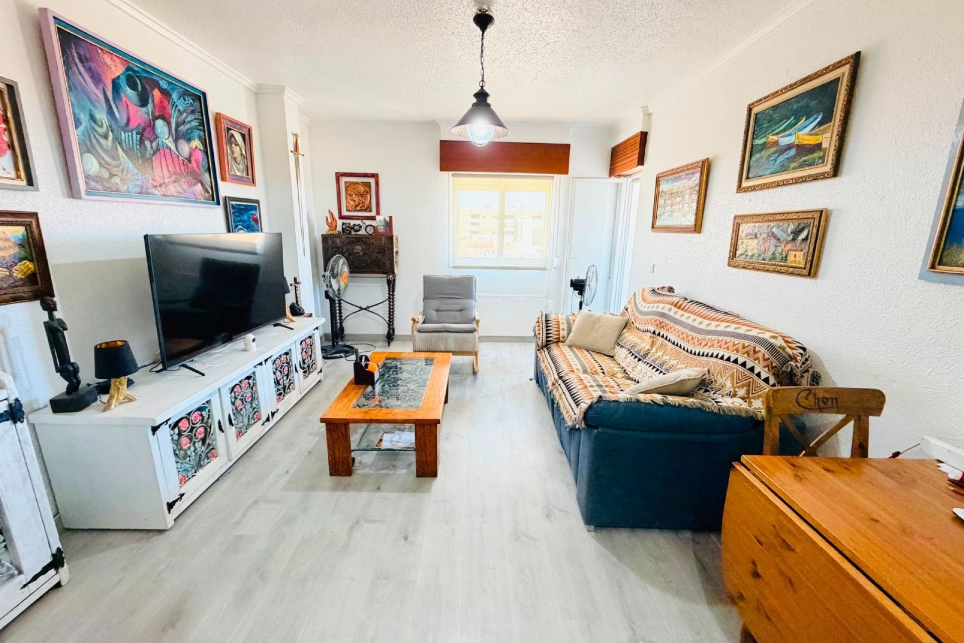 Venta - Apartamento / Piso -
Los Montesinos