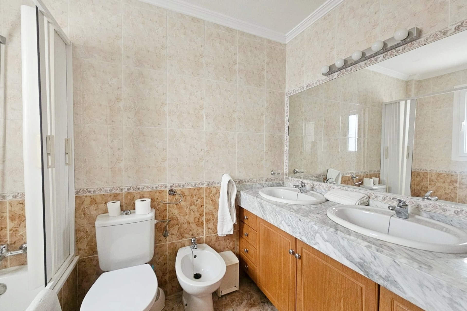 Venta - Apartamento / Piso -
Orihuela Costa - Agua Marina