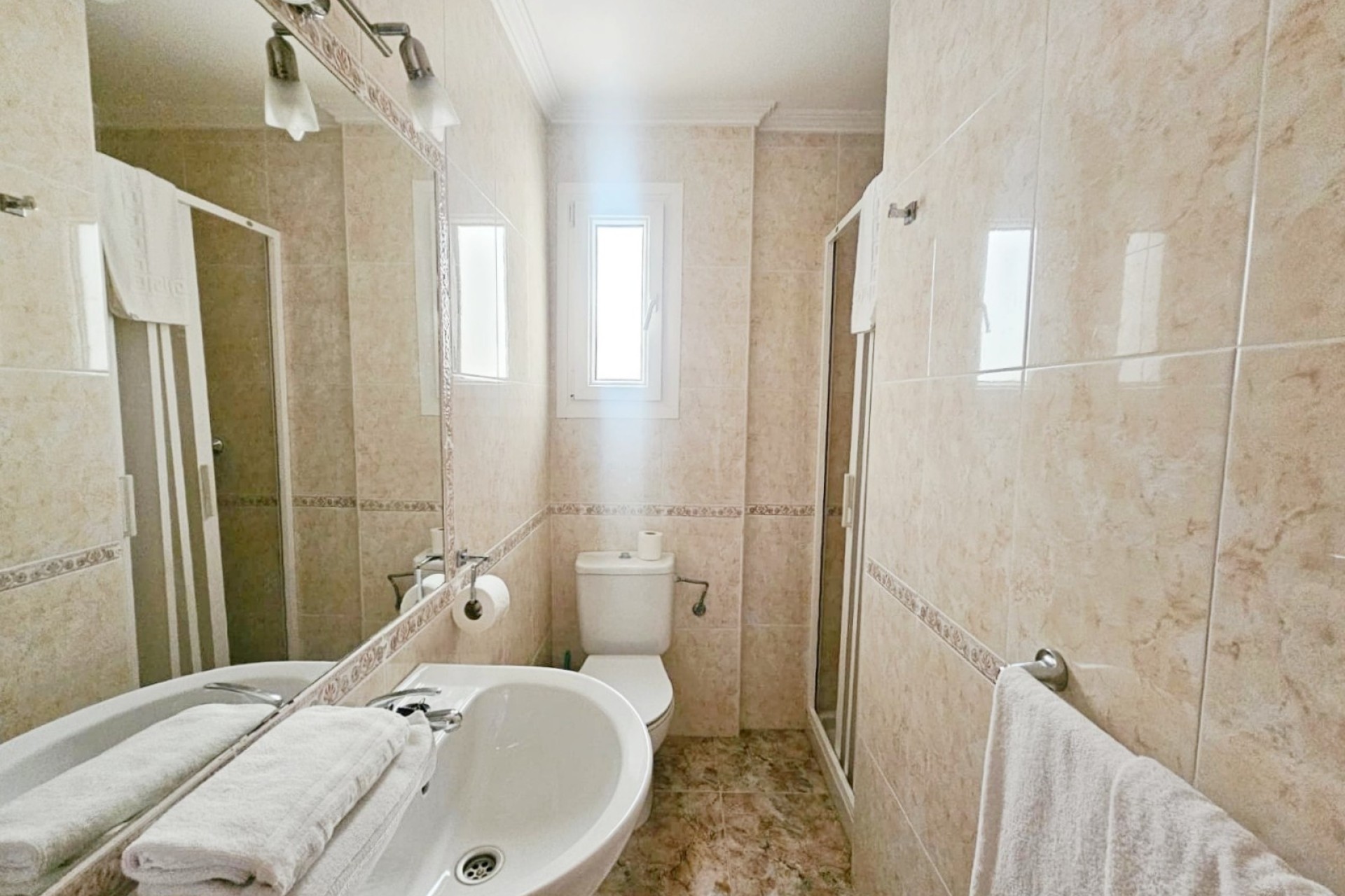 Venta - Apartamento / Piso -
Orihuela Costa - Agua Marina