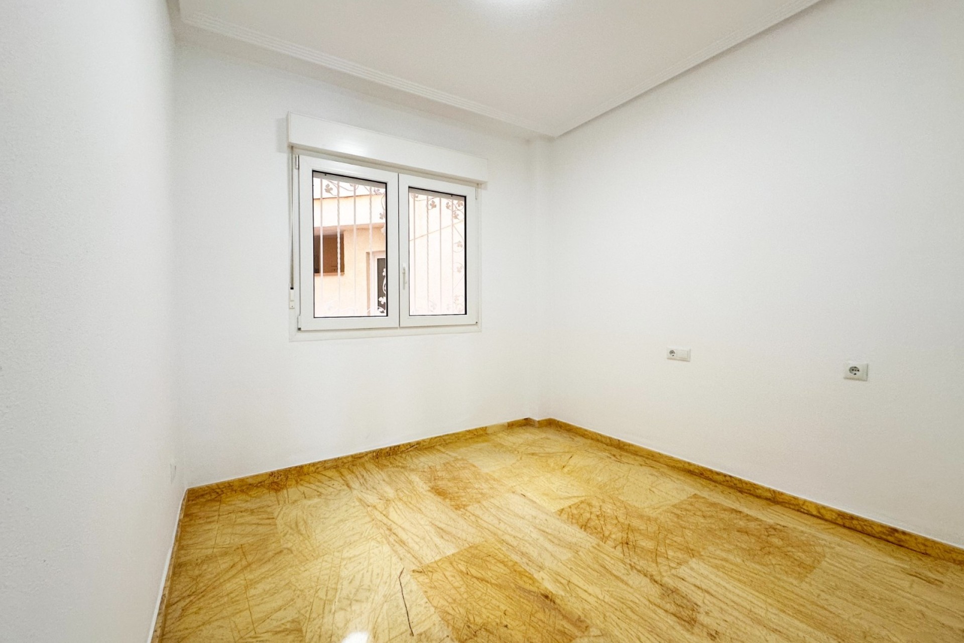 Venta - Apartamento / Piso -
Orihuela Costa - Agua Marina