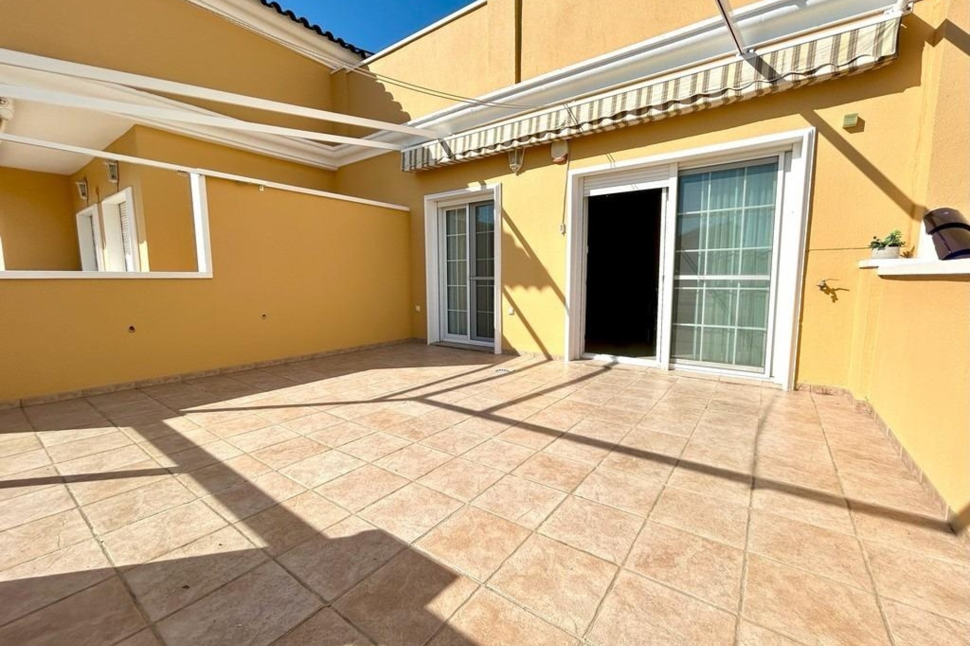 Venta - Apartamento / Piso -
Orihuela Costa - Aguamarina