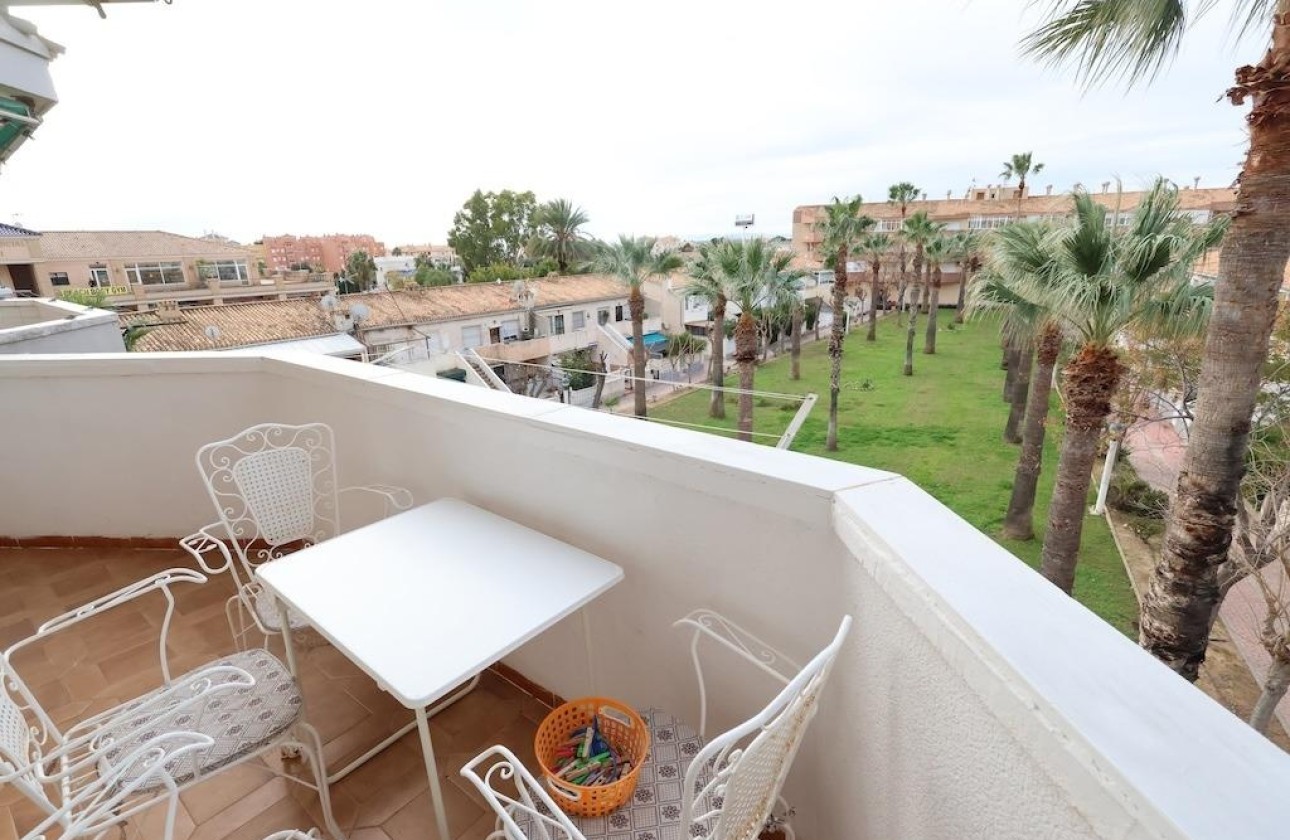 Venta - Apartamento / Piso -
Orihuela Costa - Cabo Roig