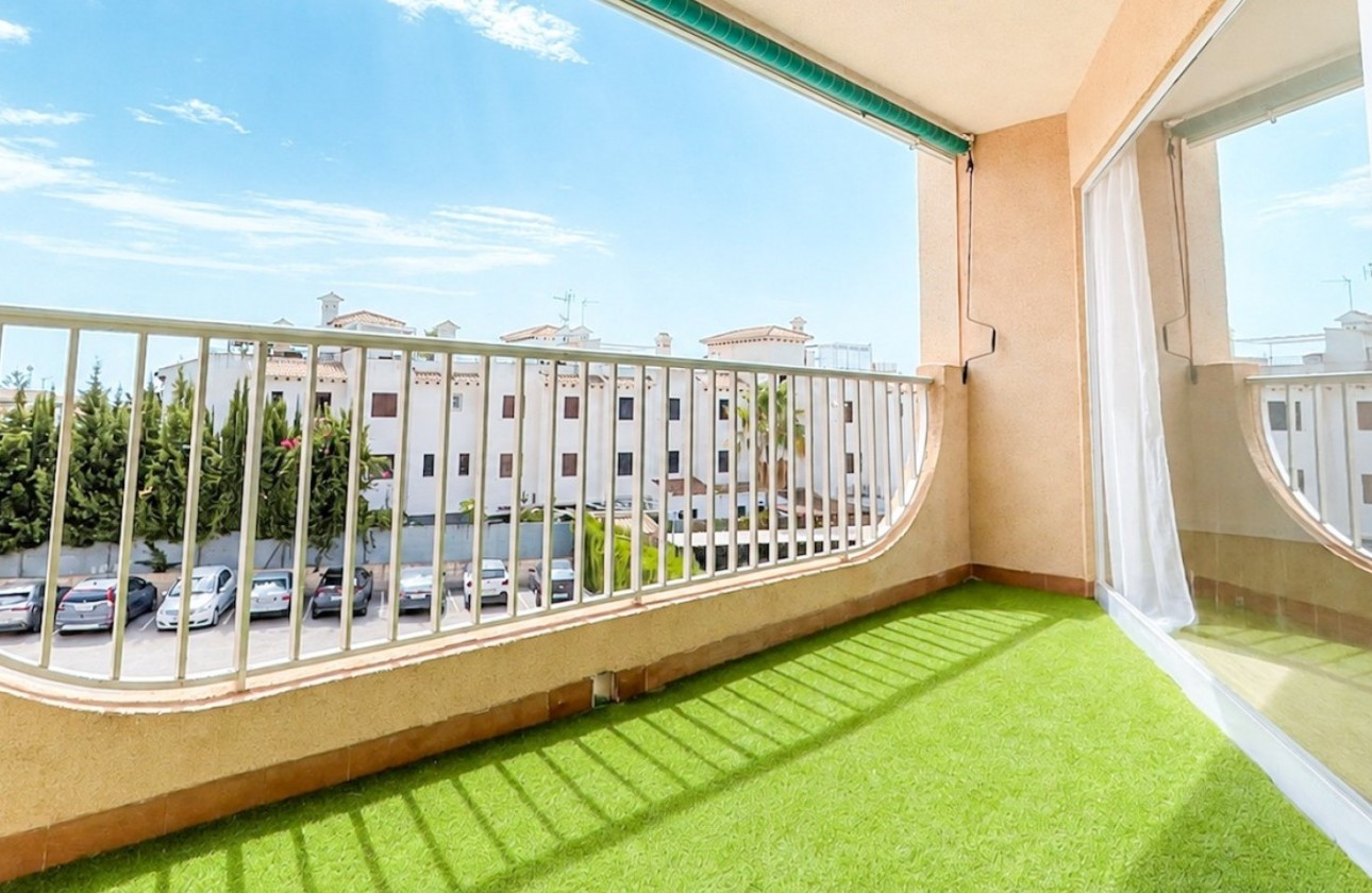 Venta - Apartamento / Piso -
Orihuela Costa - Cabo Roig