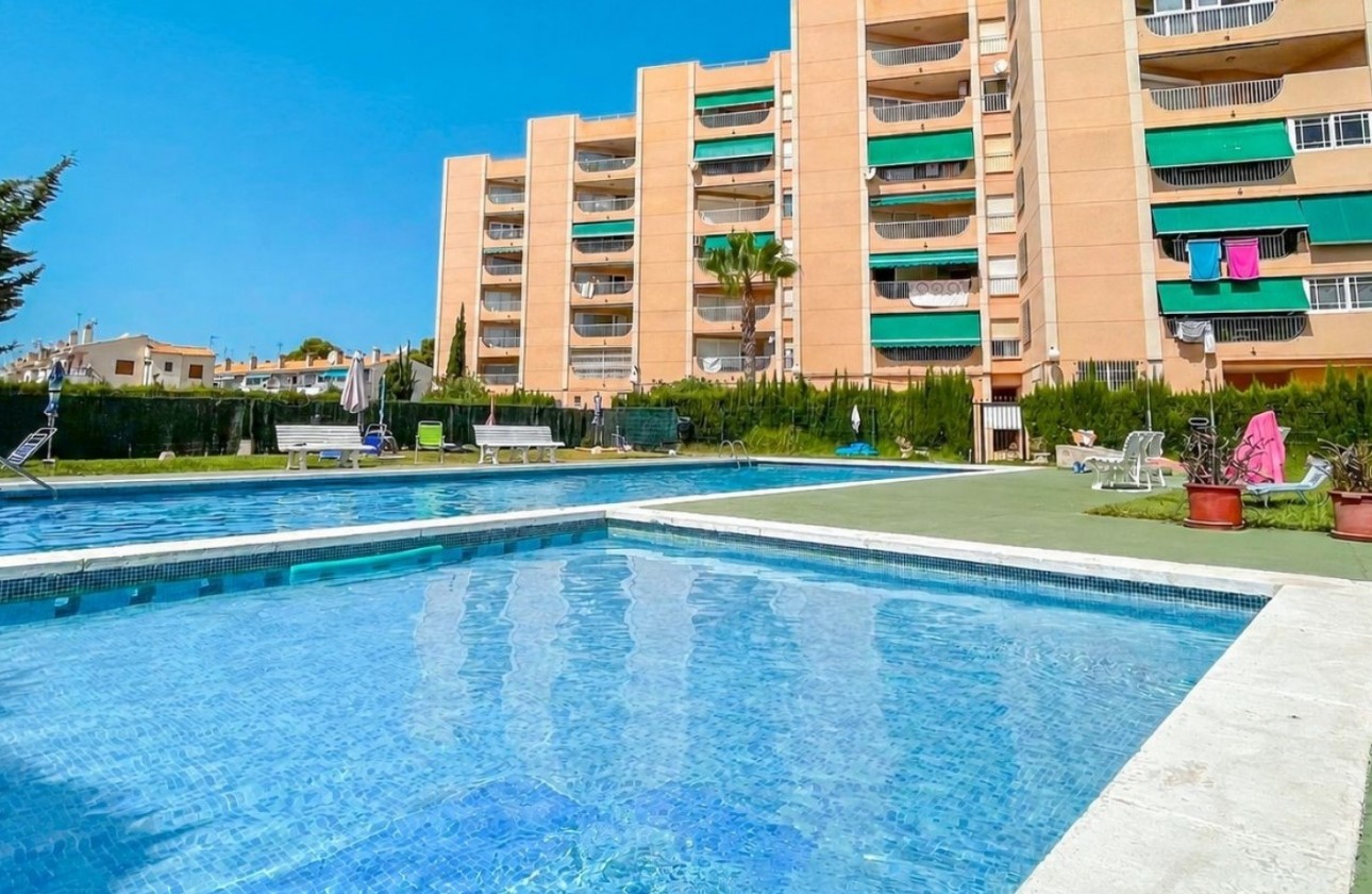 Venta - Apartamento / Piso -
Orihuela Costa - Cabo Roig