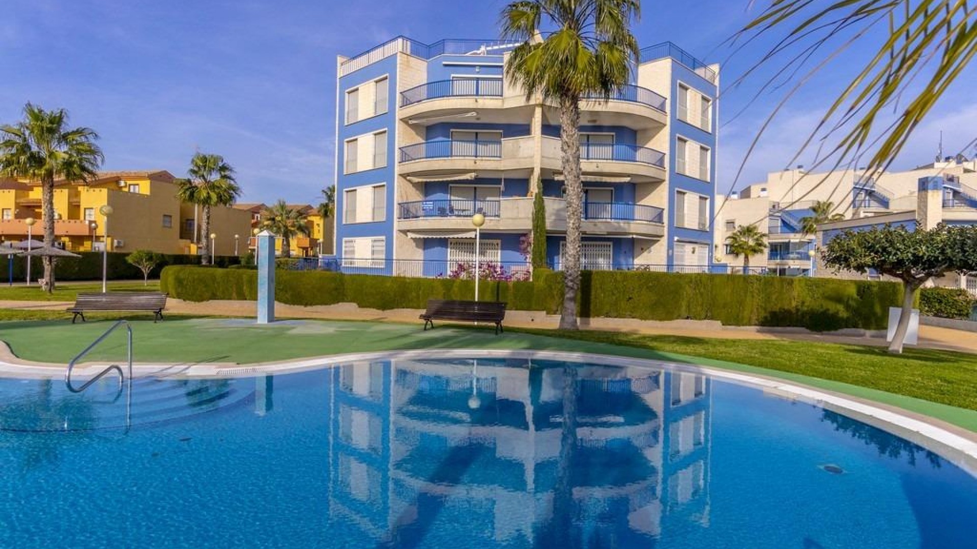 Venta - Apartamento piso -
Orihuela Costa - Campoamor
