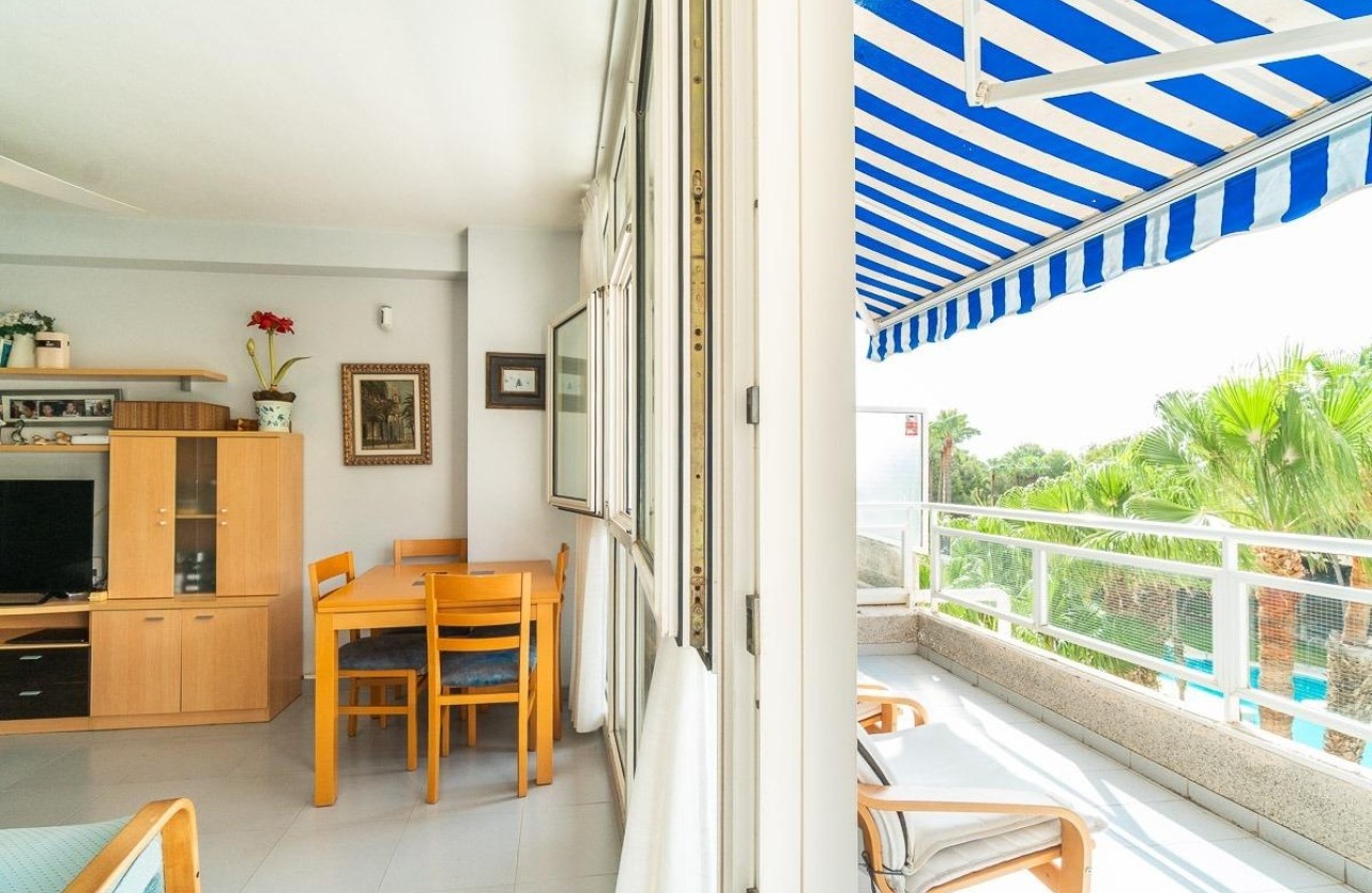 Venta - Apartamento / Piso -
Orihuela Costa - Campoamor