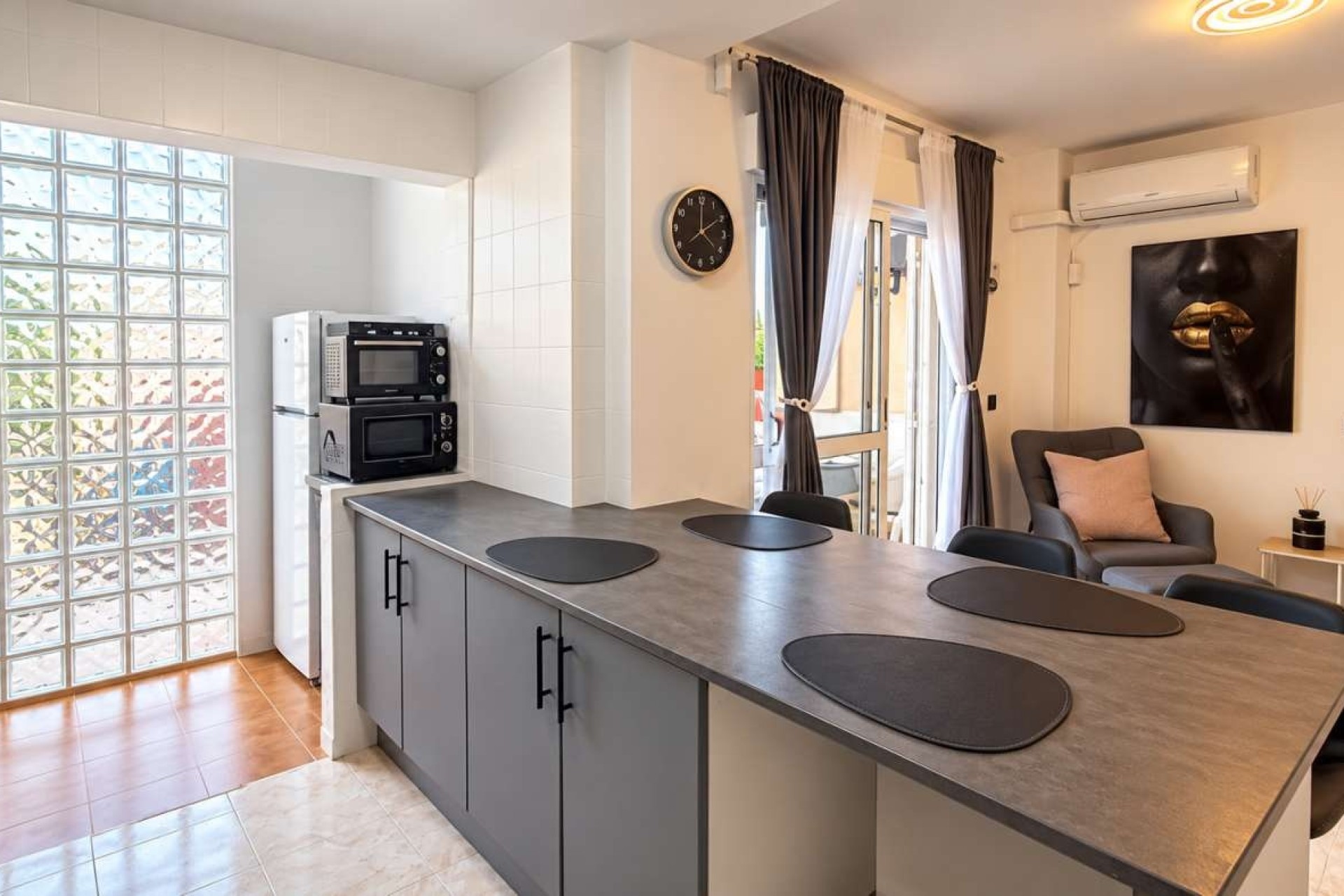 Venta - Apartamento / Piso -
Orihuela Costa - La Florida