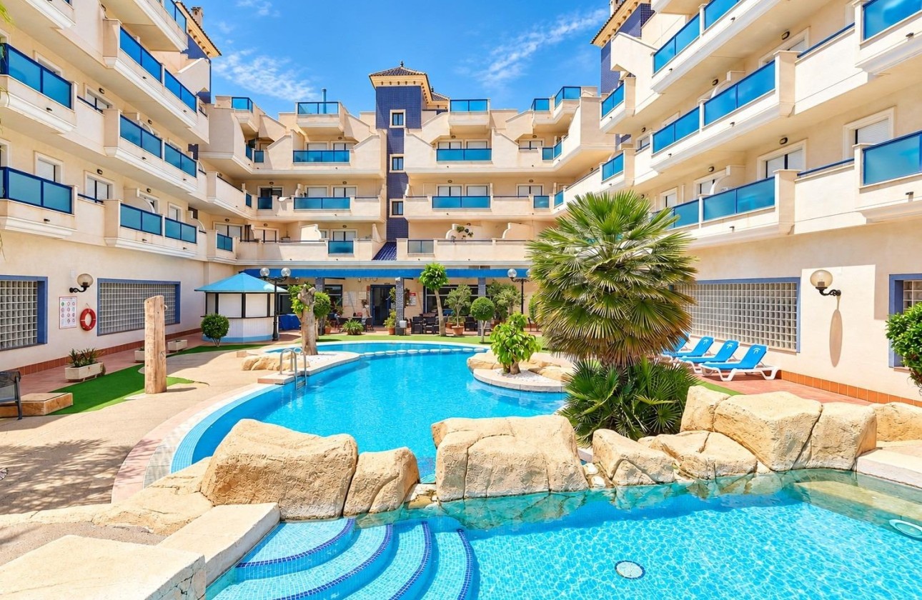 Venta - Apartamento / Piso -
Orihuela Costa - La Regia