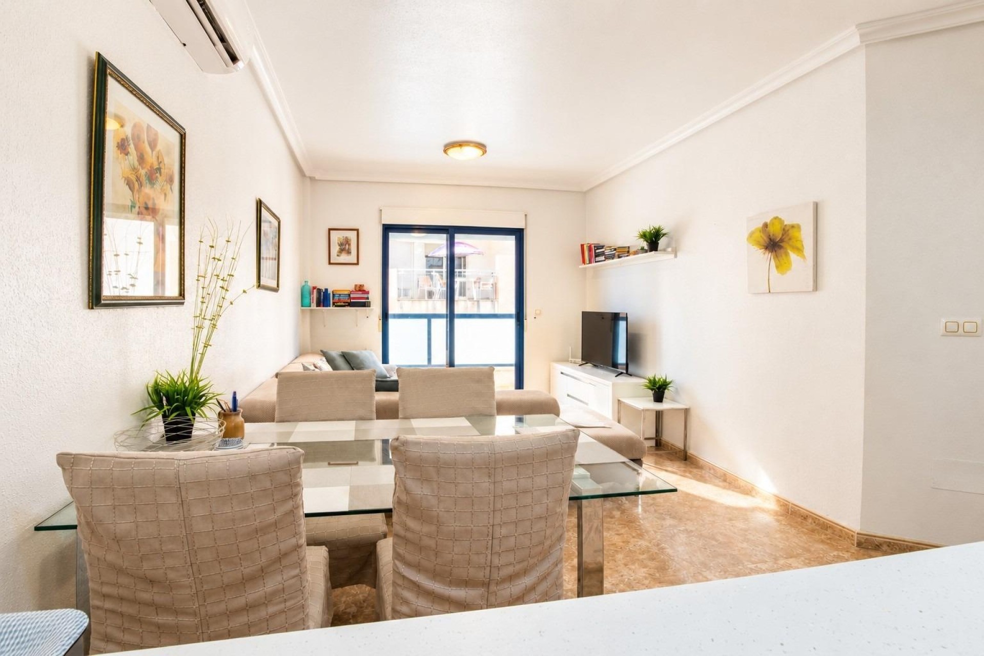 Venta - Apartamento / Piso -
Orihuela Costa - La Regia