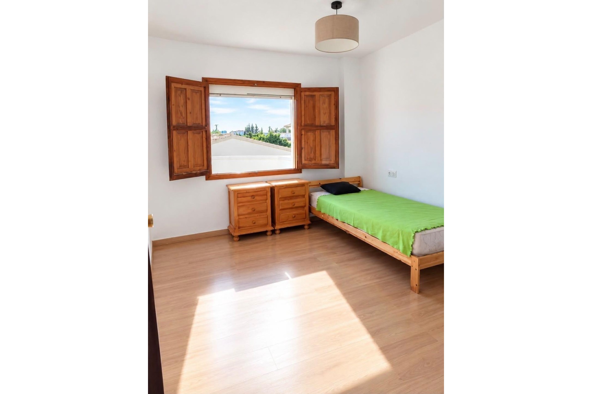 Venta - Apartamento / Piso -
Orihuela Costa - La Regia