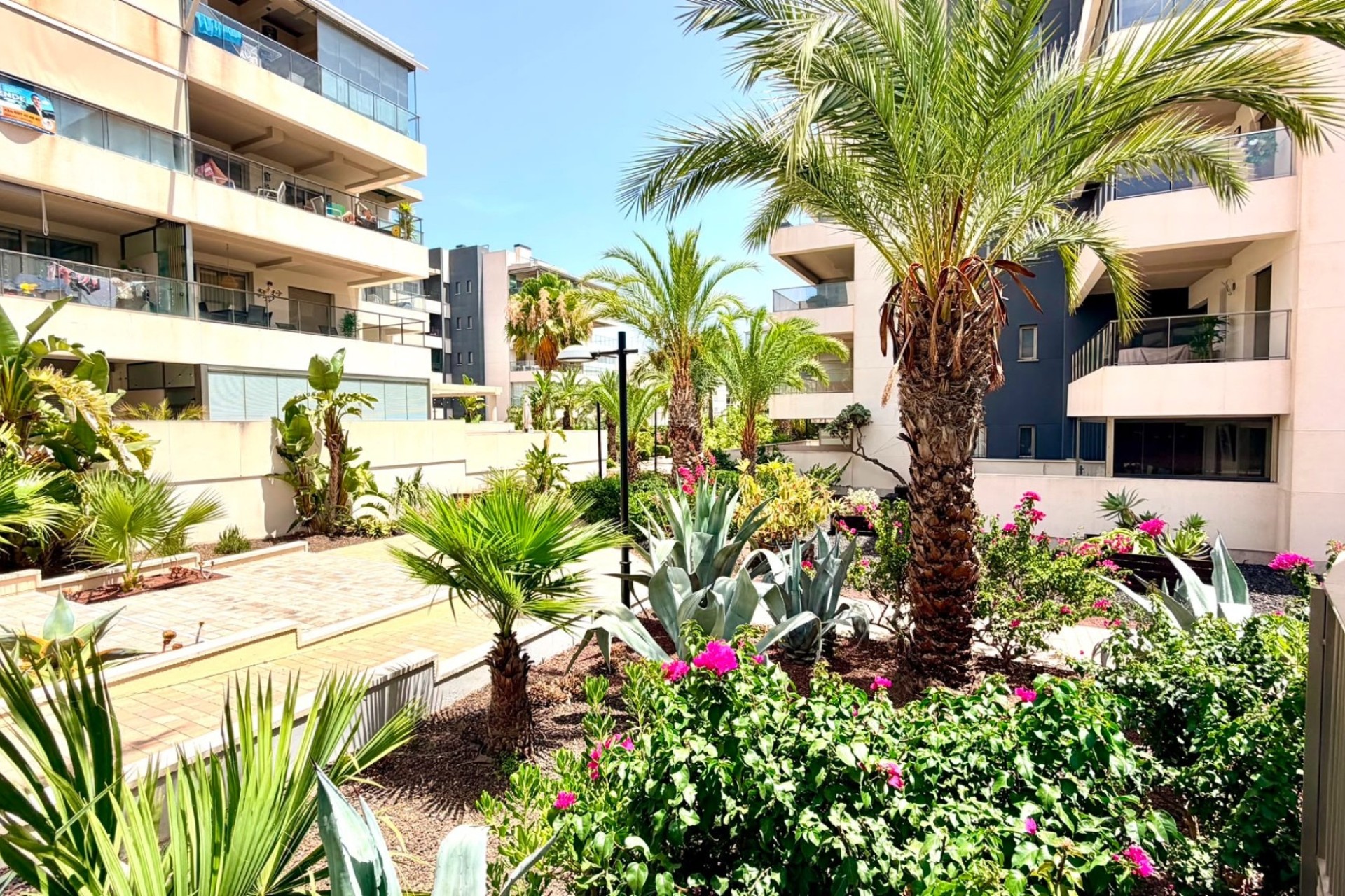 Venta - Apartamento / Piso -
Orihuela Costa - La Zenia