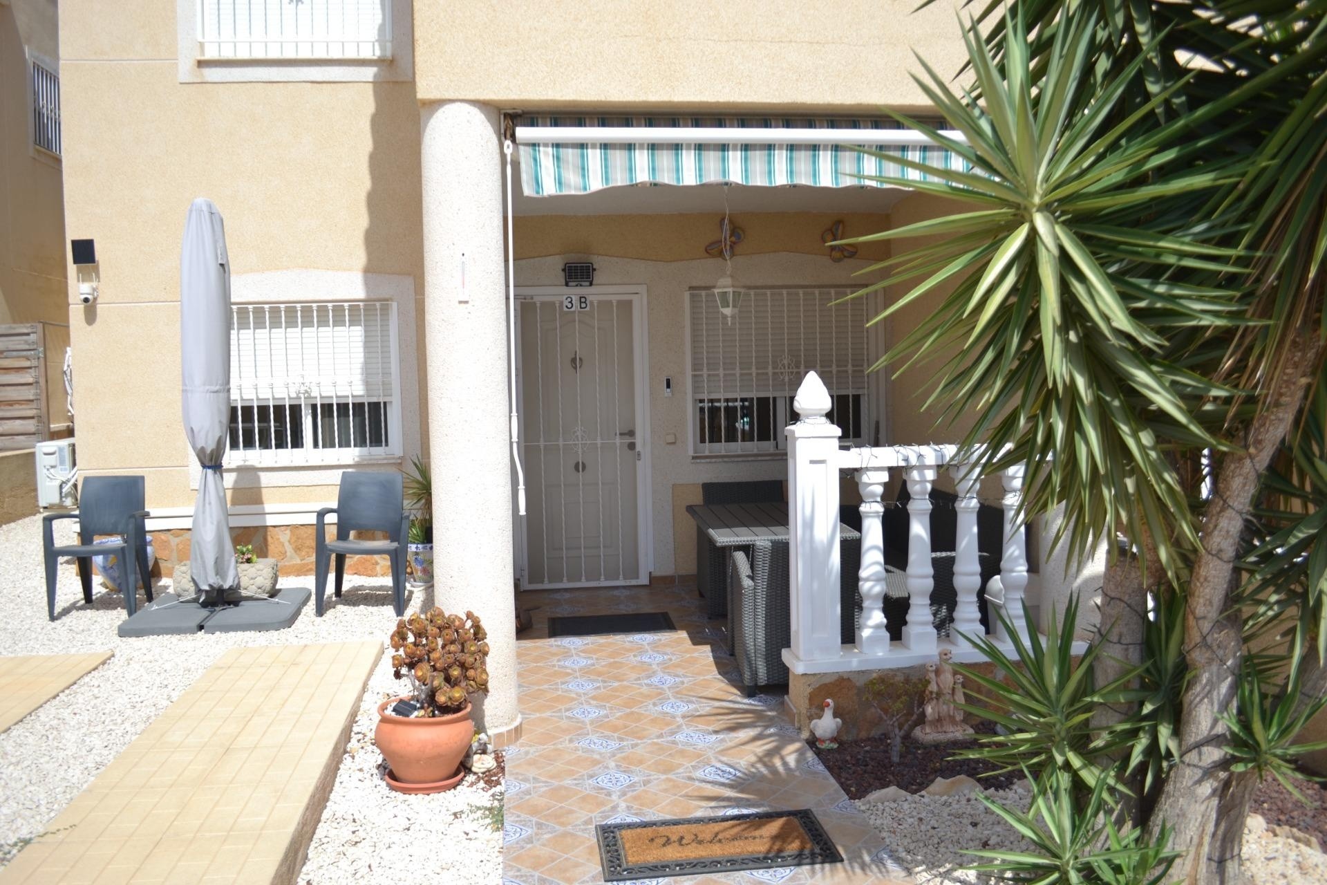 Venta - Apartamento / Piso -
Orihuela Costa - Las Filipinas