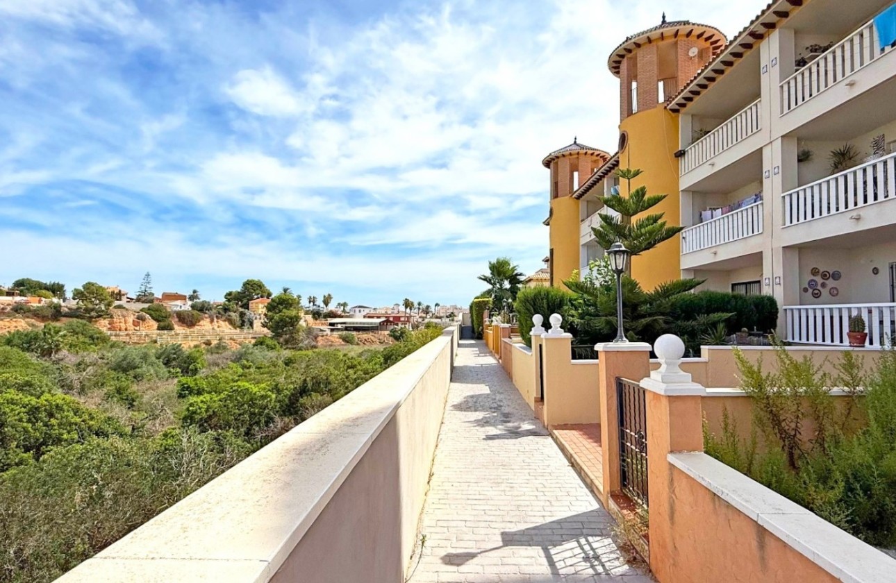 Venta - Apartamento / Piso -
Orihuela Costa - Lomas de Cabo Roig