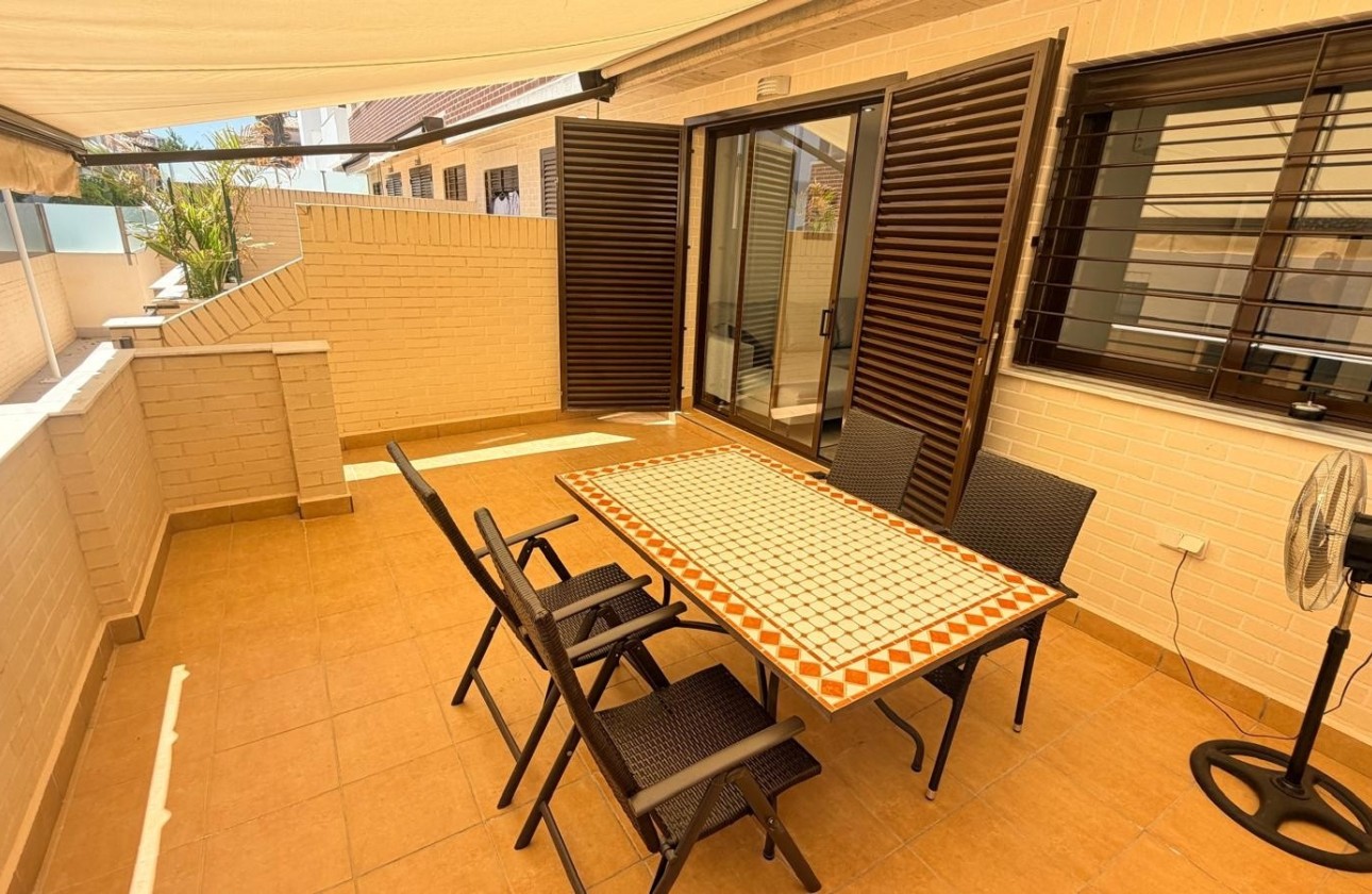 Venta - Apartamento / Piso -
Orihuela Costa - Lomas de Cabo Roig