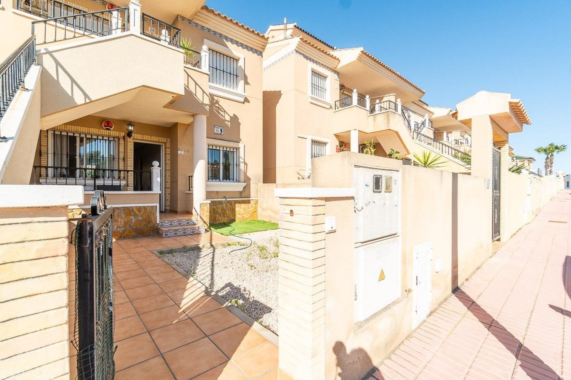 Venta - Apartamento / Piso -
Orihuela Costa - Los Almendros-La Florida