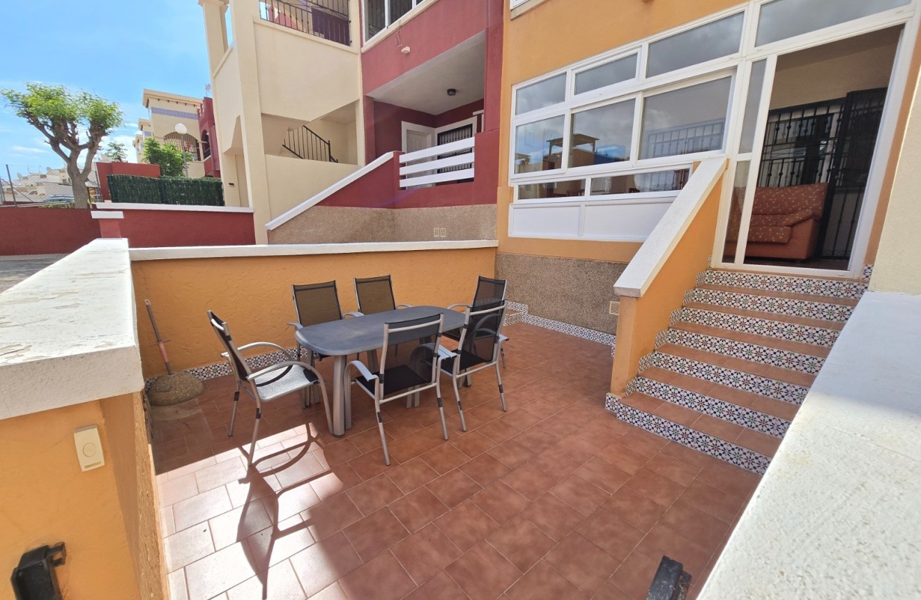 Venta - Apartamento / Piso -
Orihuela Costa - Los Altos *