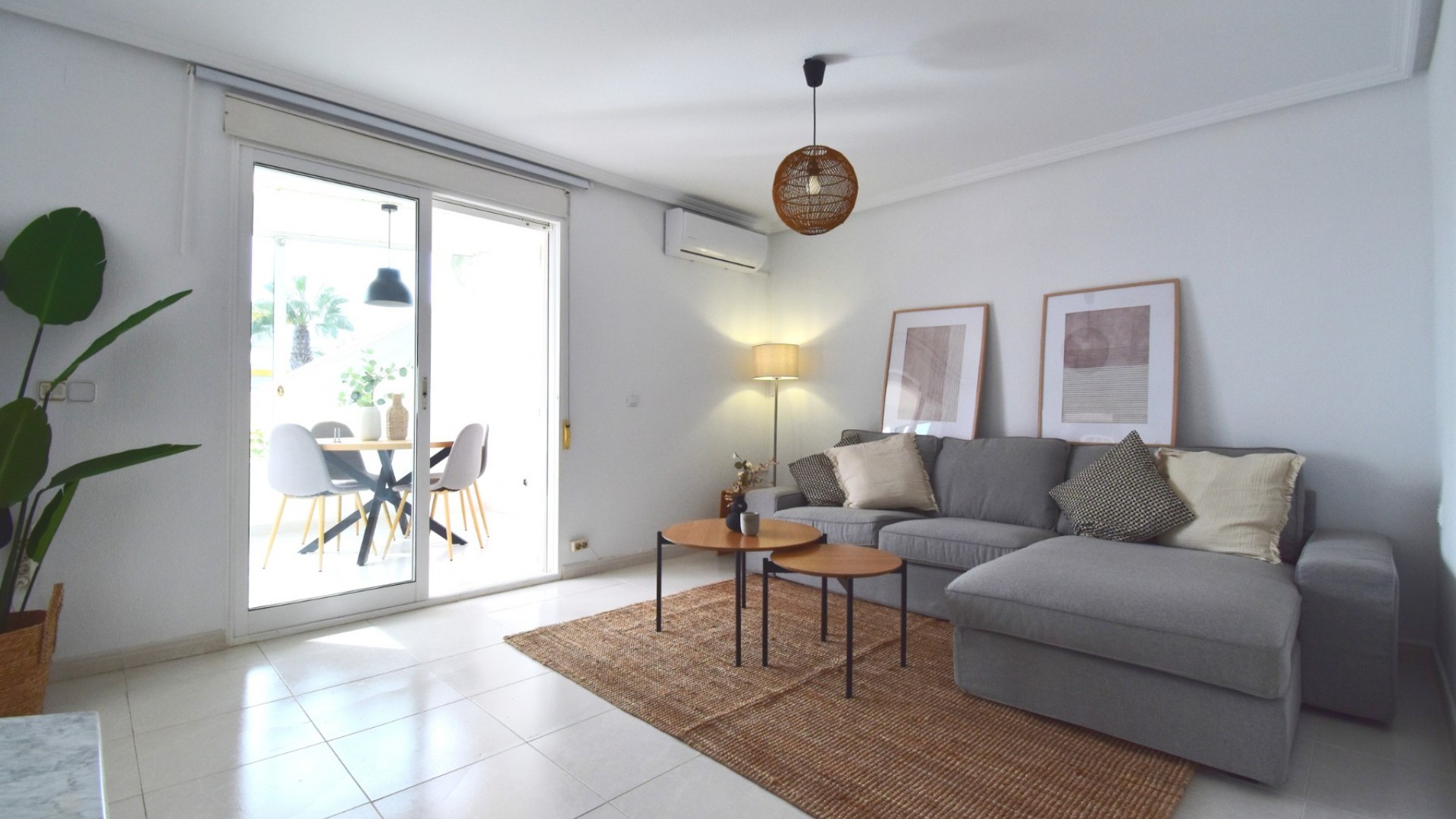 Venta - Apartamento piso -
Orihuela Costa - Playa Flamenca