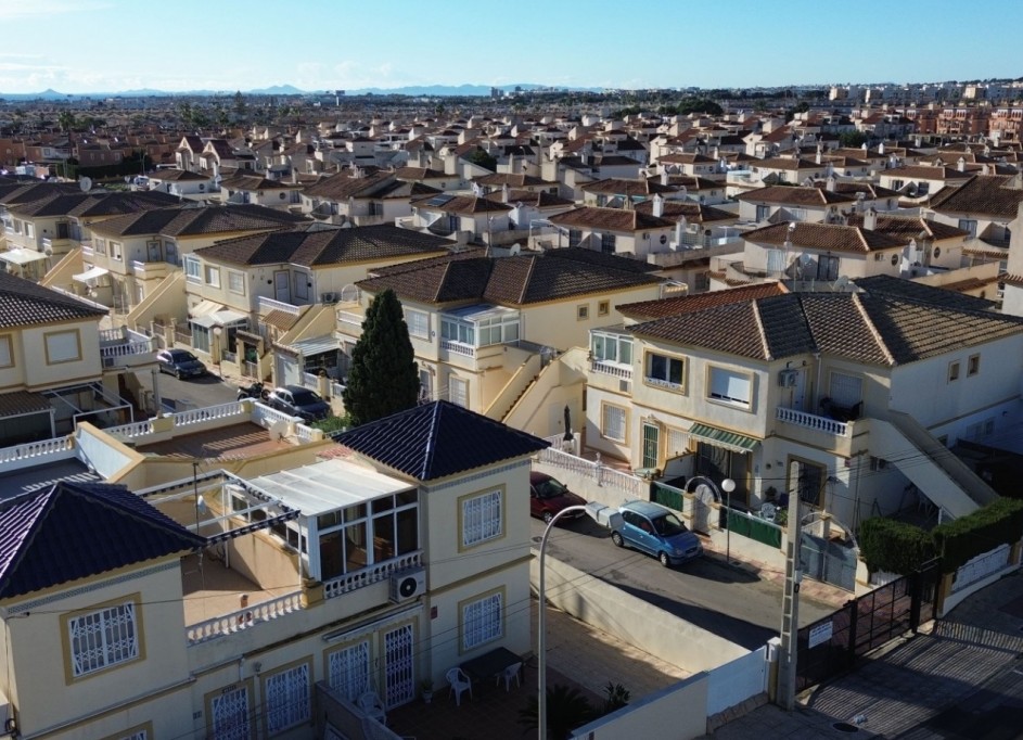 Venta - Apartamento piso -
Orihuela Costa - Playa Flamenca