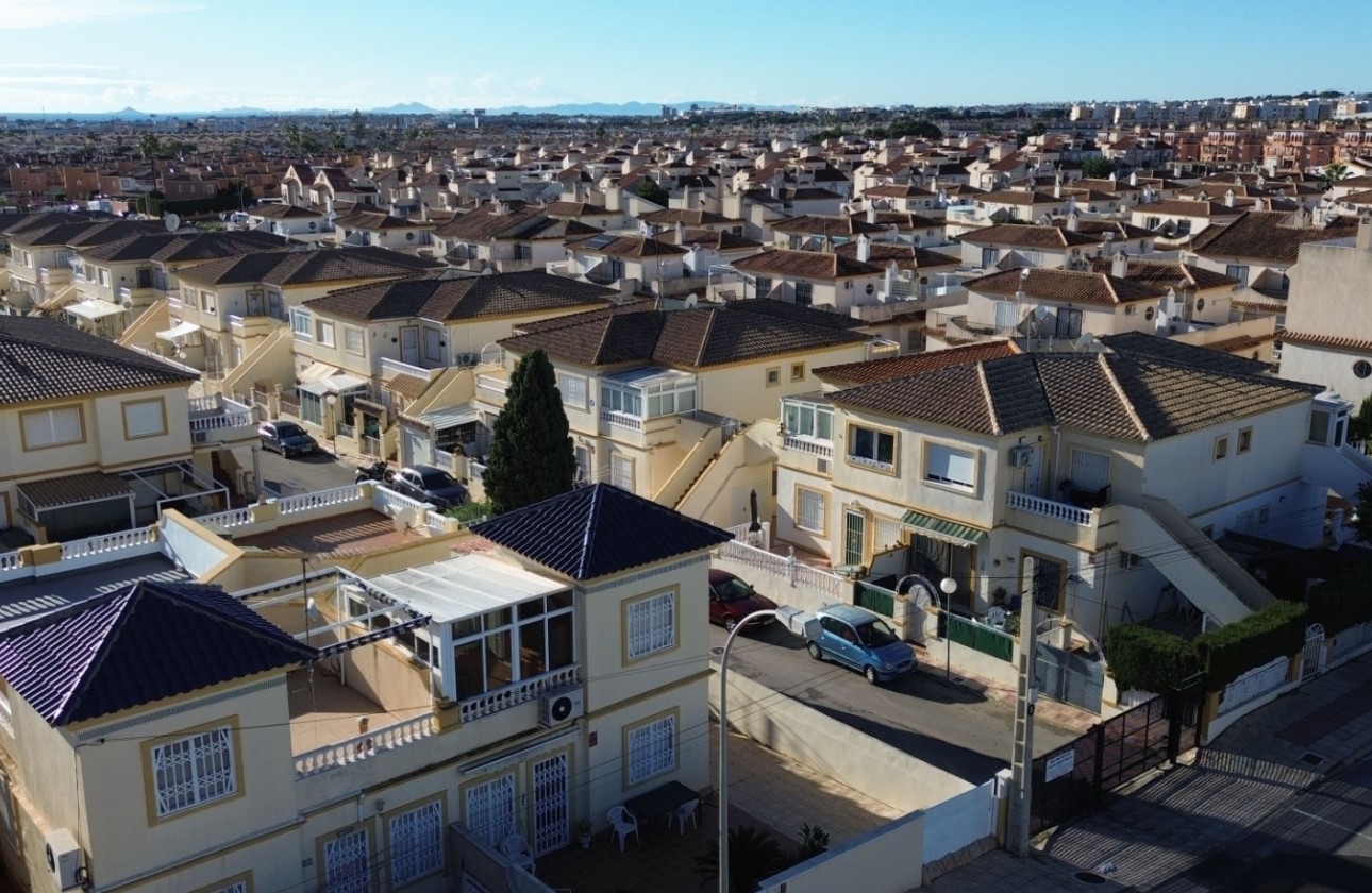 Venta - Apartamento piso -
Orihuela Costa - Playa Flamenca