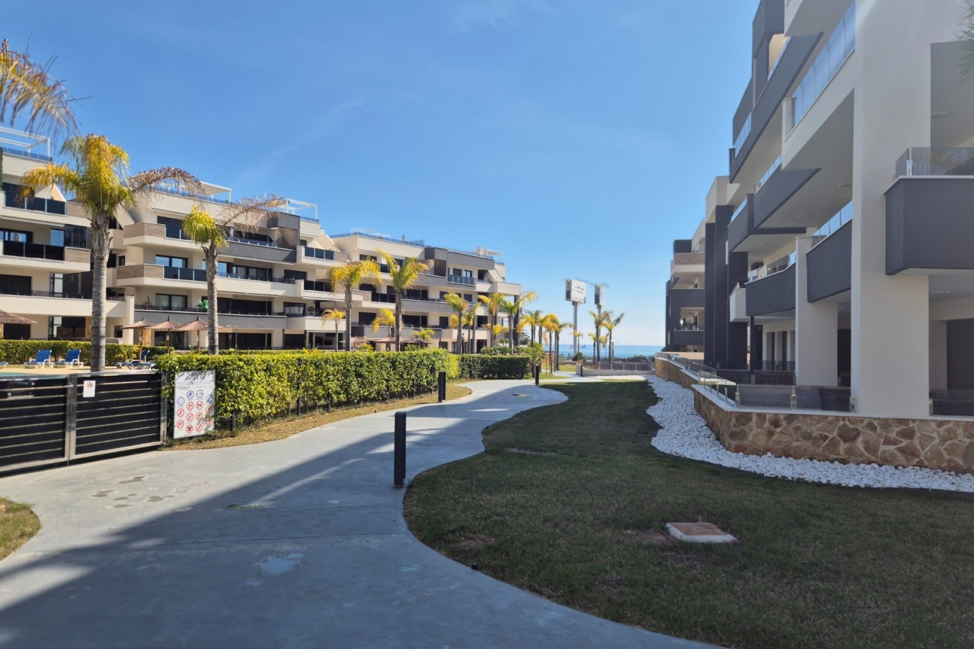 Venta - Apartamento piso -
Orihuela Costa - Playa Flamenca