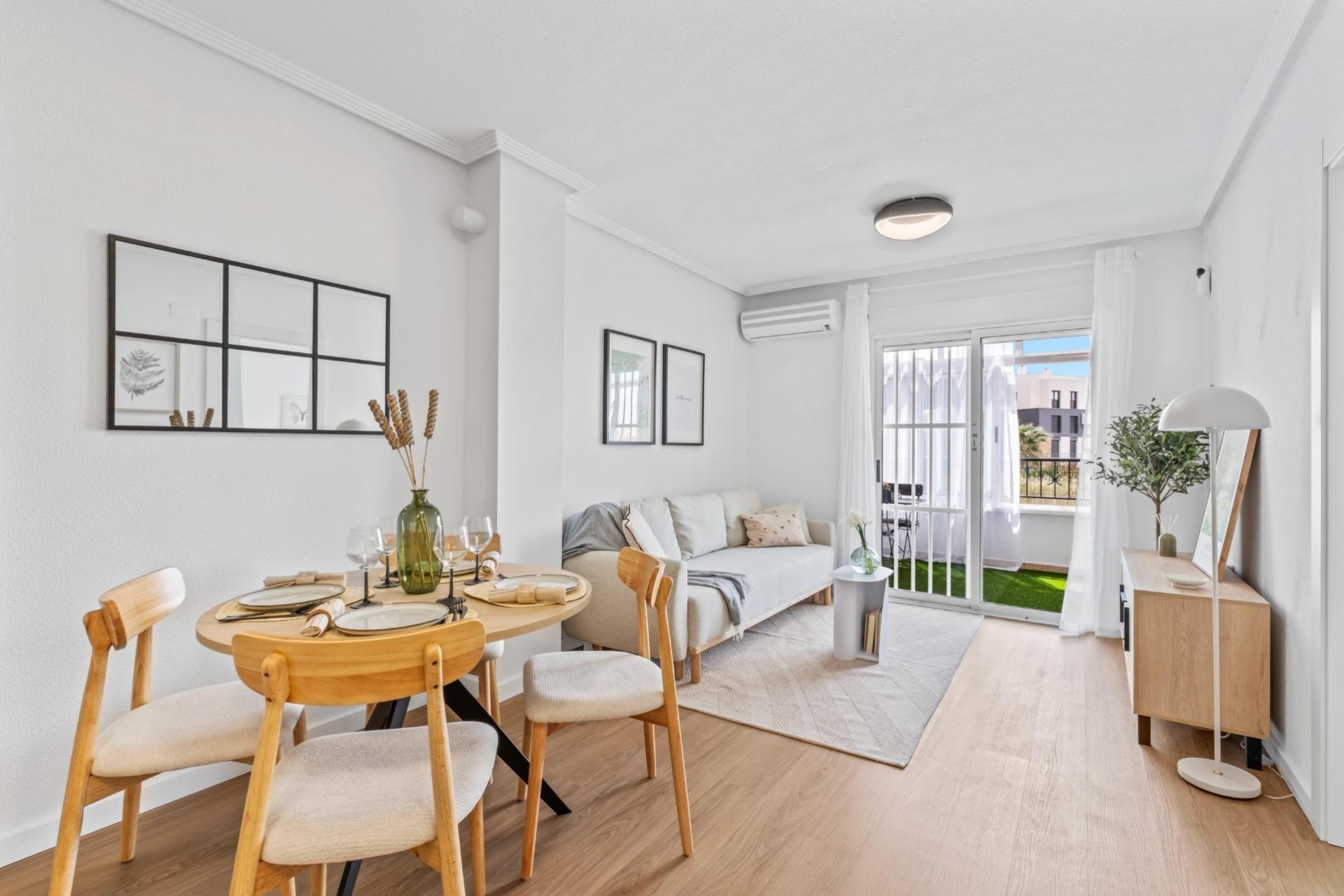Venta - Apartamento / Piso -
Orihuela Costa - Playa Flamenca