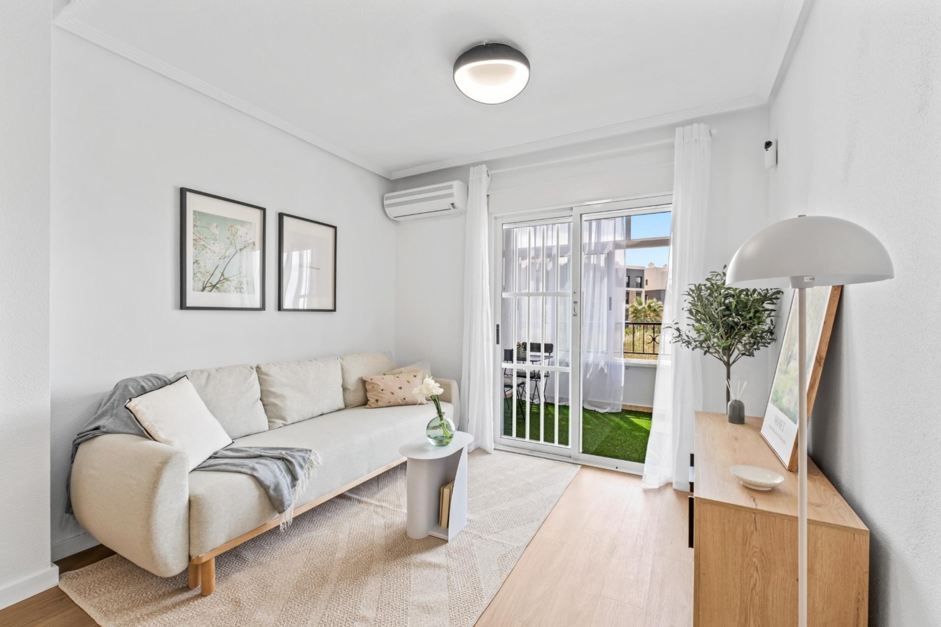 Venta - Apartamento / Piso -
Orihuela Costa - Playa Flamenca