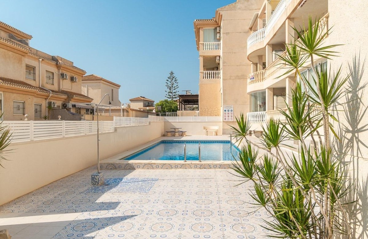 Venta - Apartamento / Piso -
Orihuela Costa - Playa Flamenca